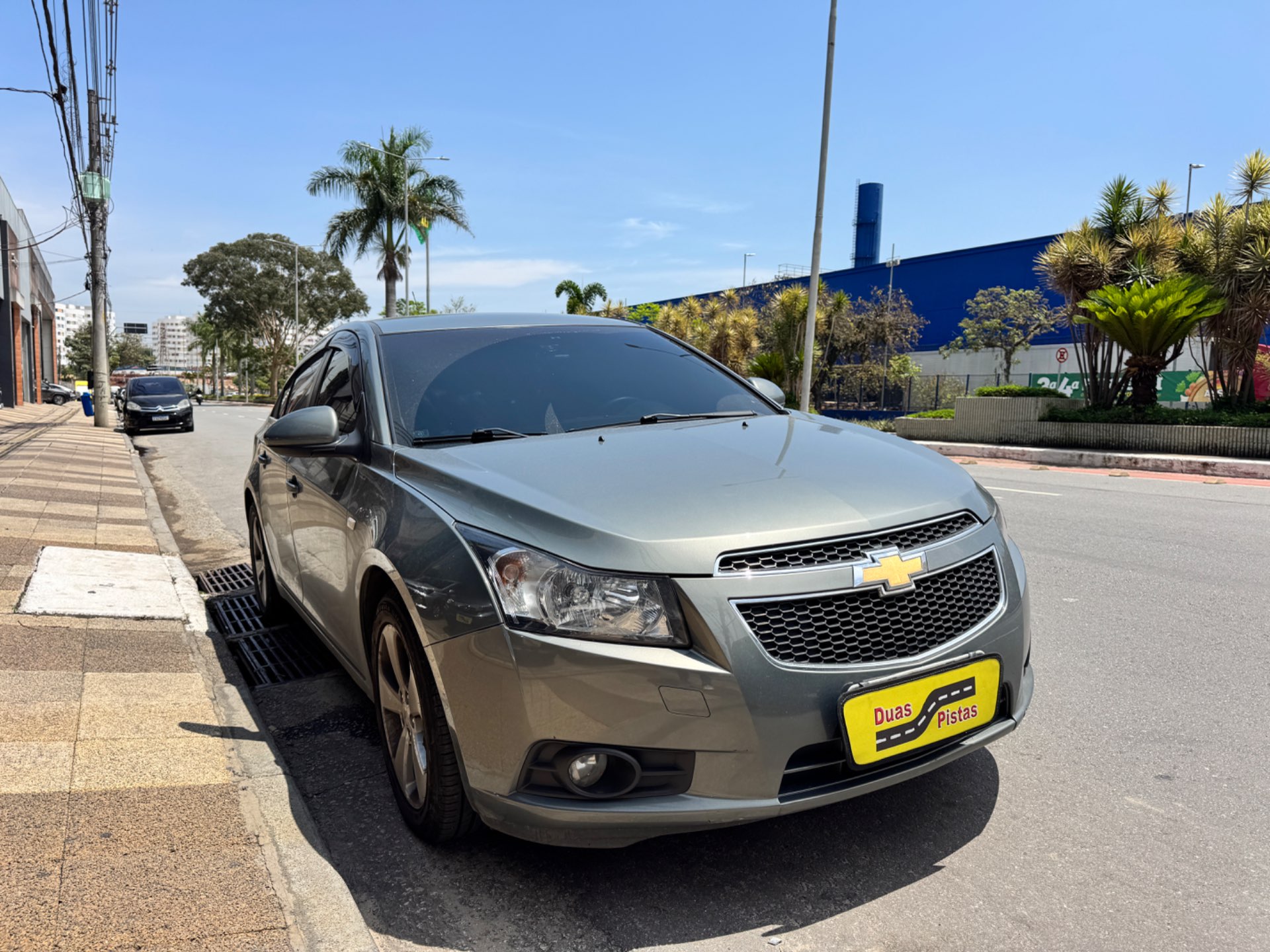 CHEVROLET CRUZE