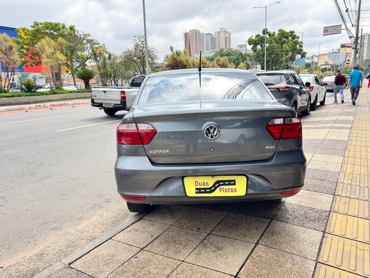 VOLKSWAGEN VOYAGE