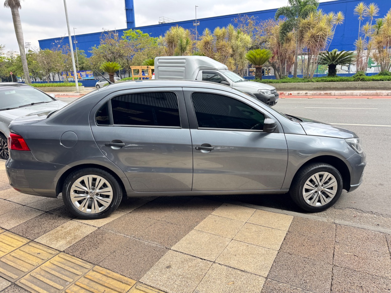 VOLKSWAGEN VOYAGE