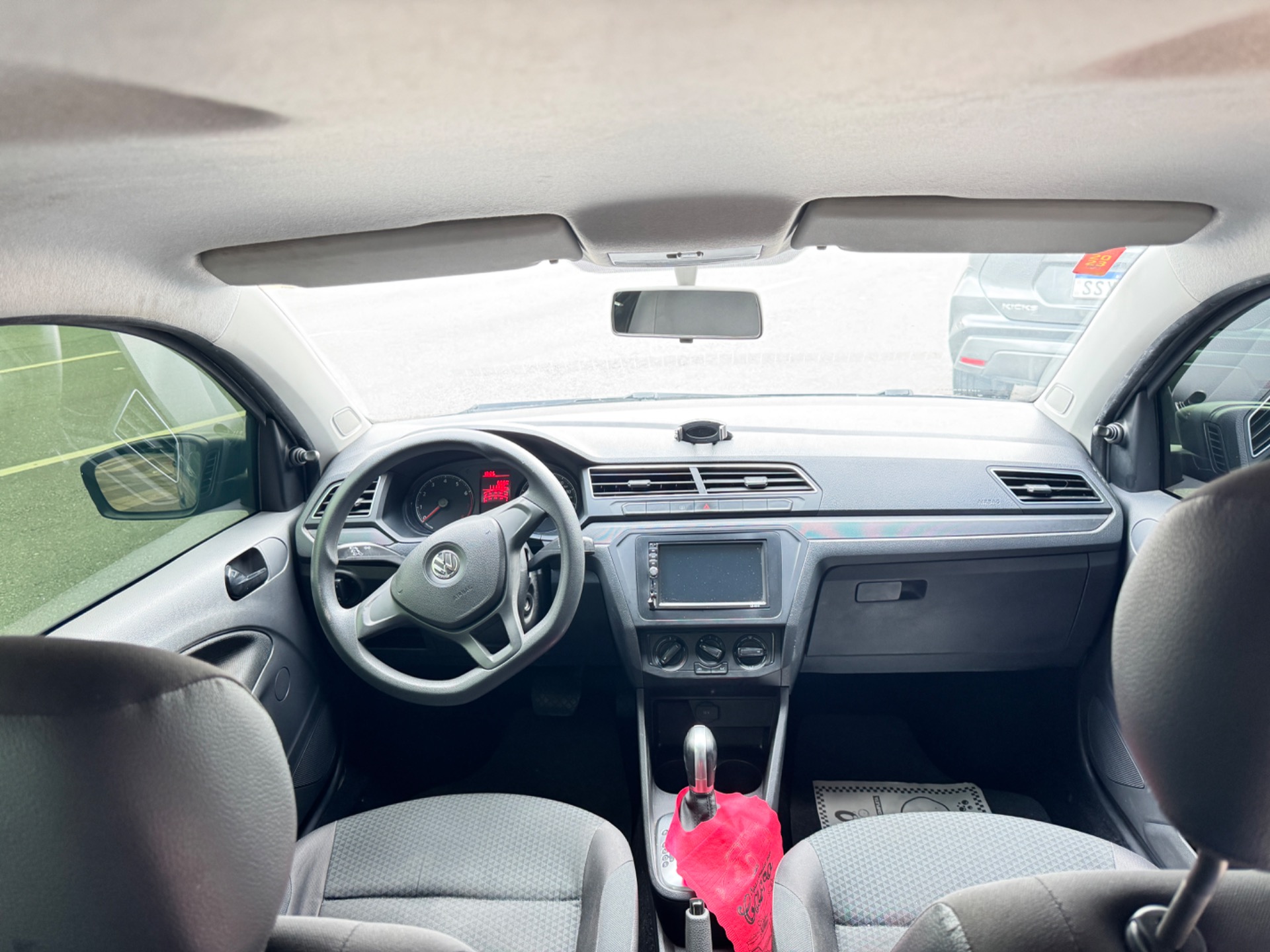 VOLKSWAGEN VOYAGE