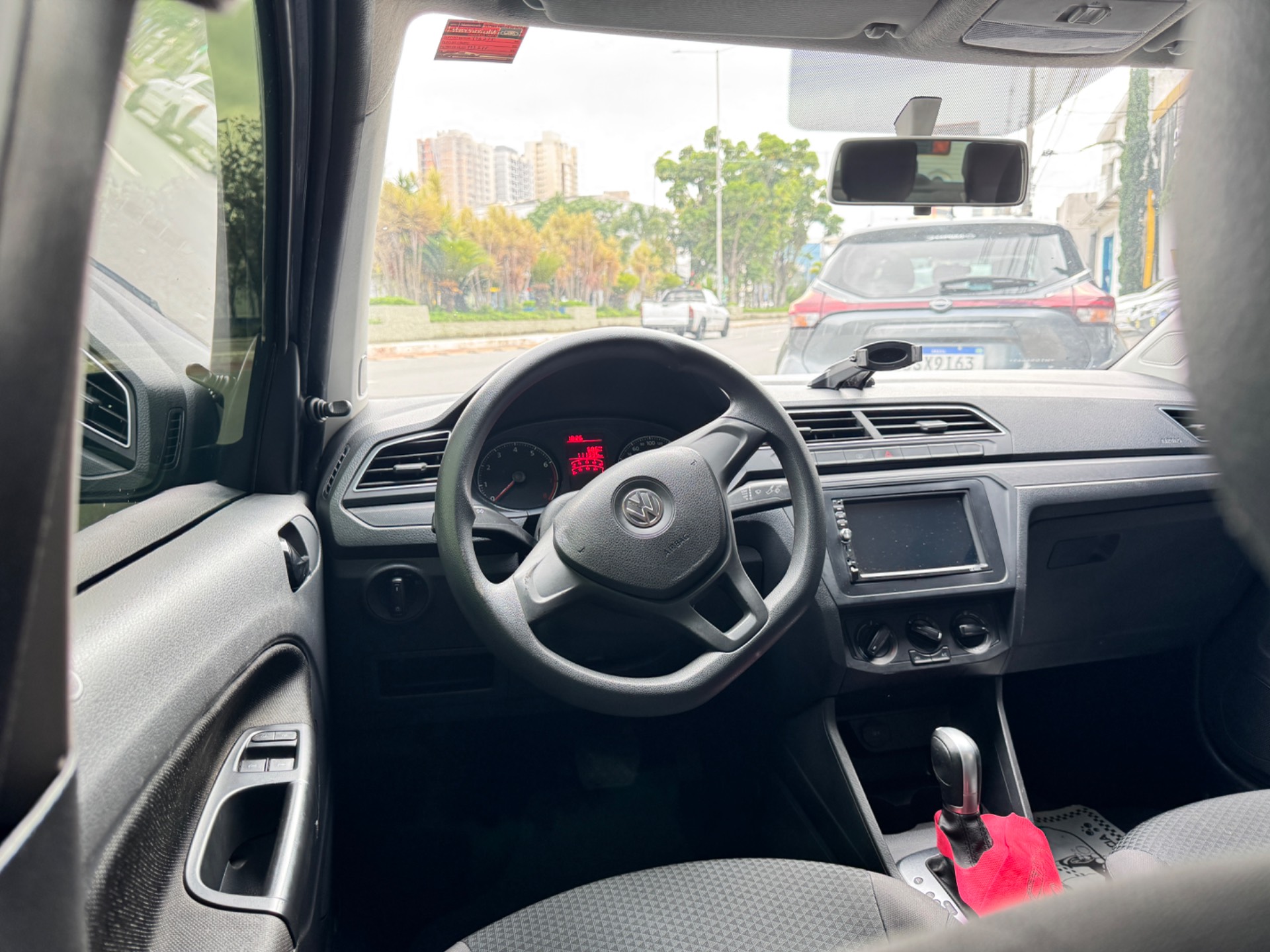 VOLKSWAGEN VOYAGE