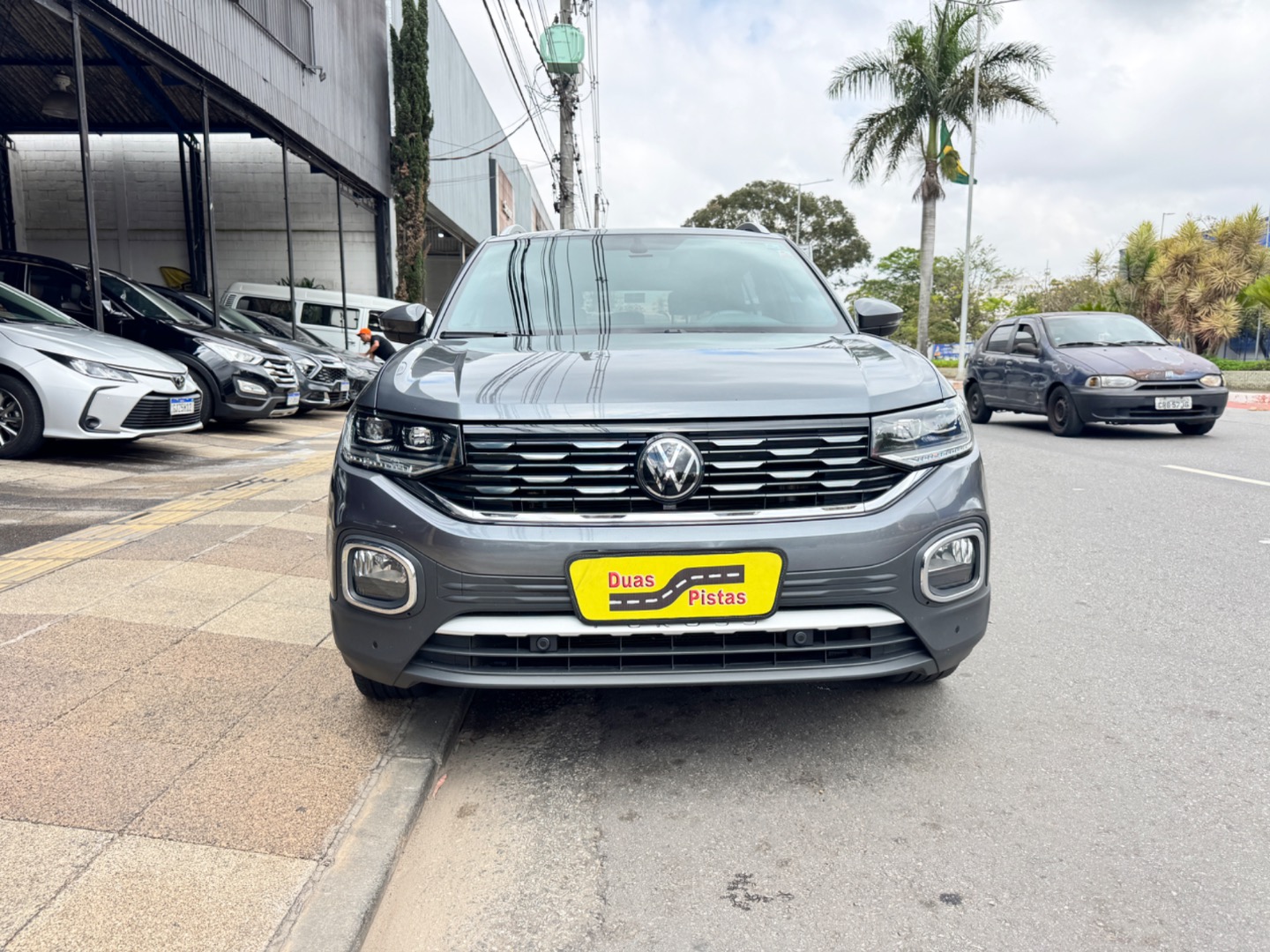 VOLKSWAGEN T-CROSS