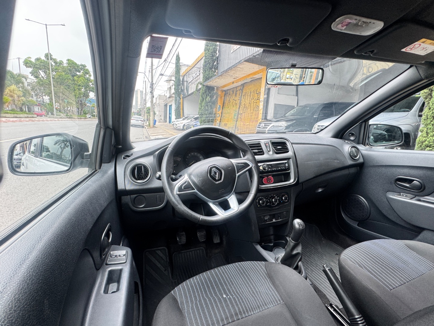 RENAULT LOGAN