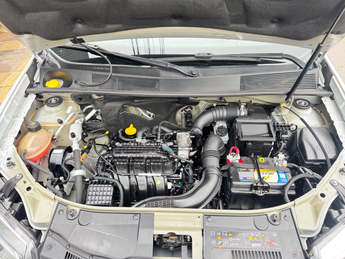 RENAULT LOGAN