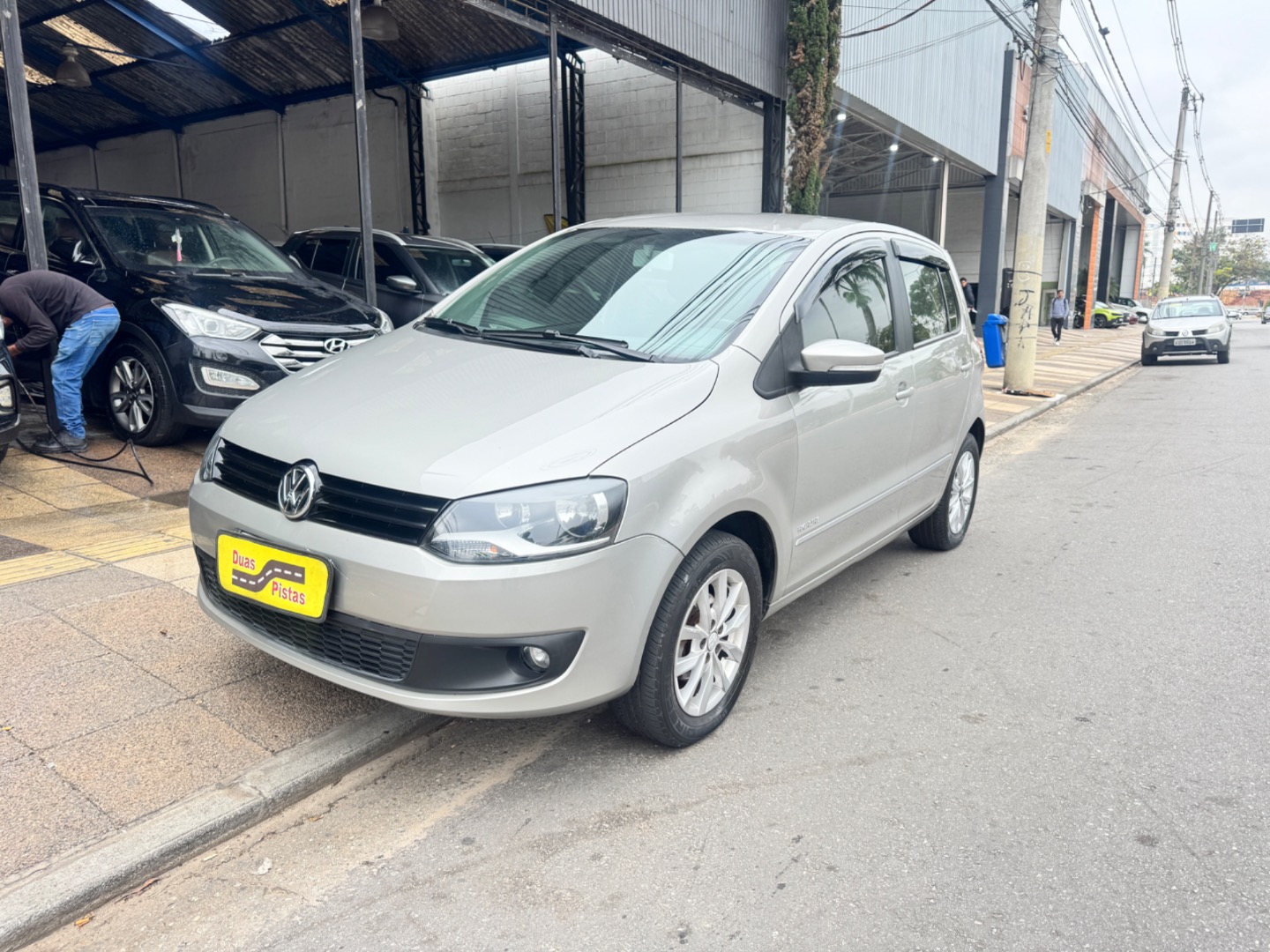 VOLKSWAGEN FOX