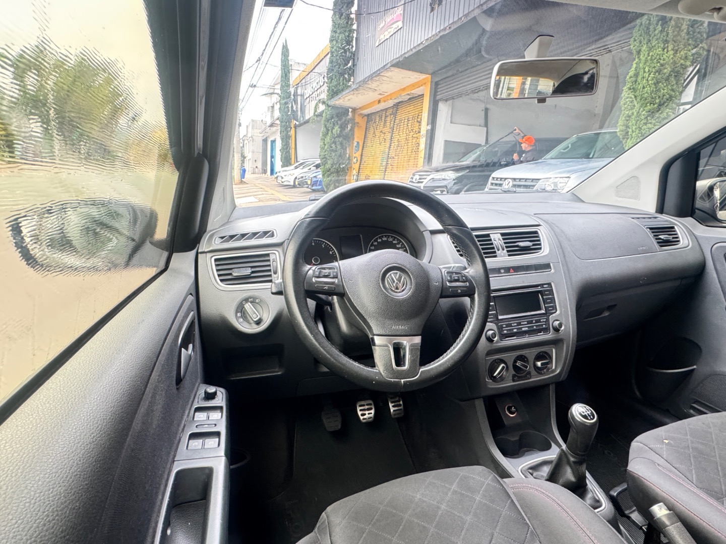 VOLKSWAGEN FOX