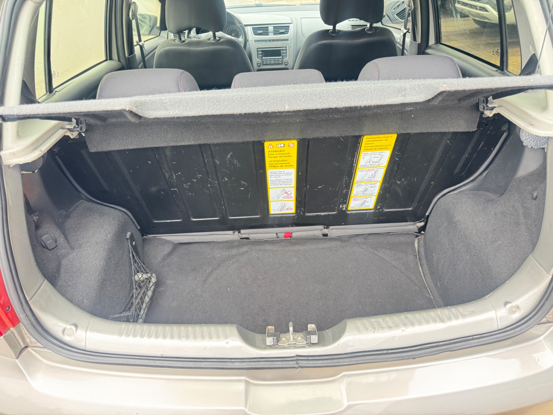 VOLKSWAGEN FOX