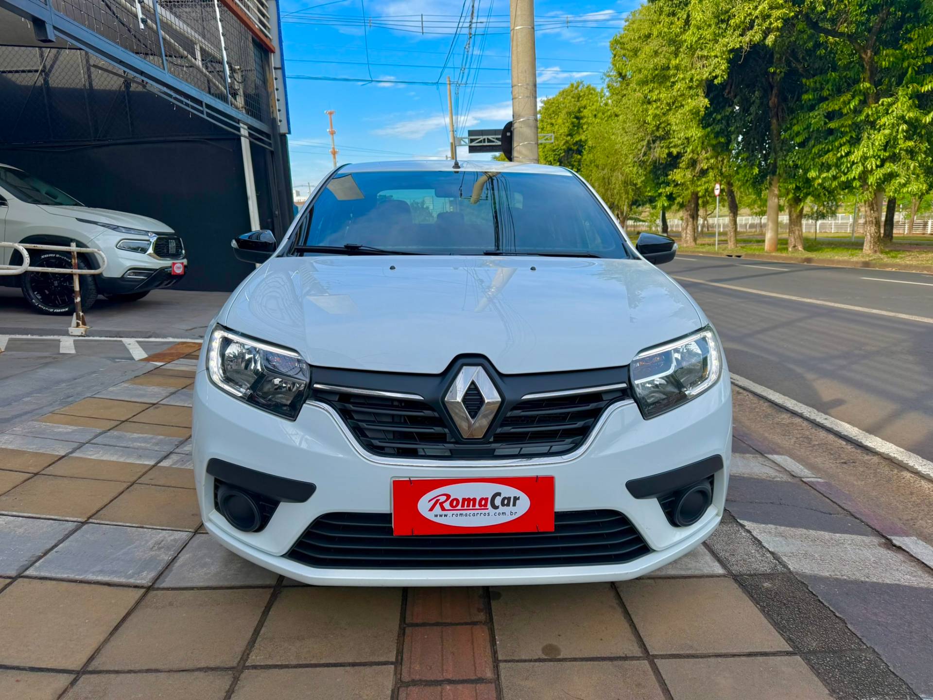 RENAULT LOGAN
