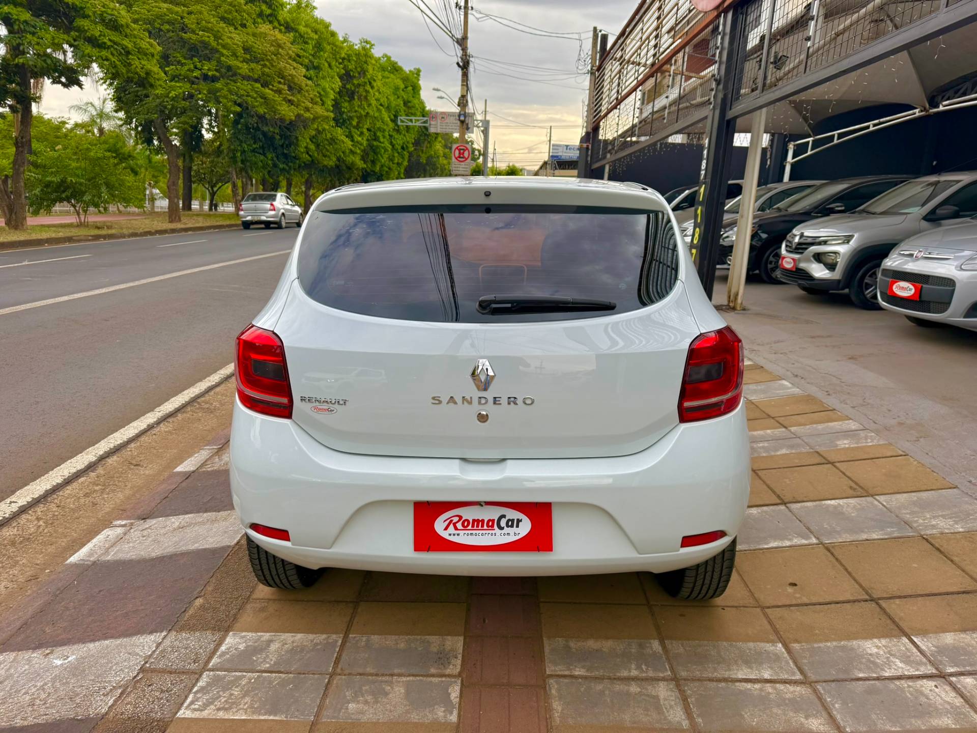 RENAULT SANDERO