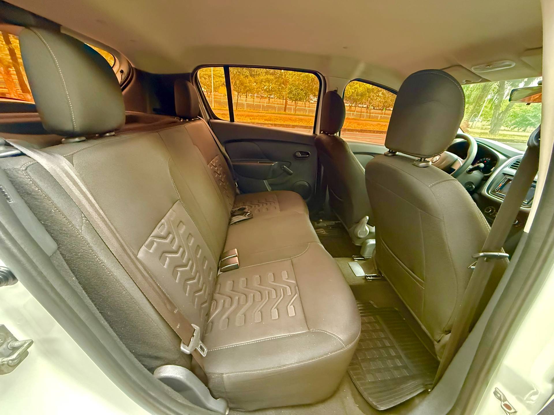 RENAULT SANDERO