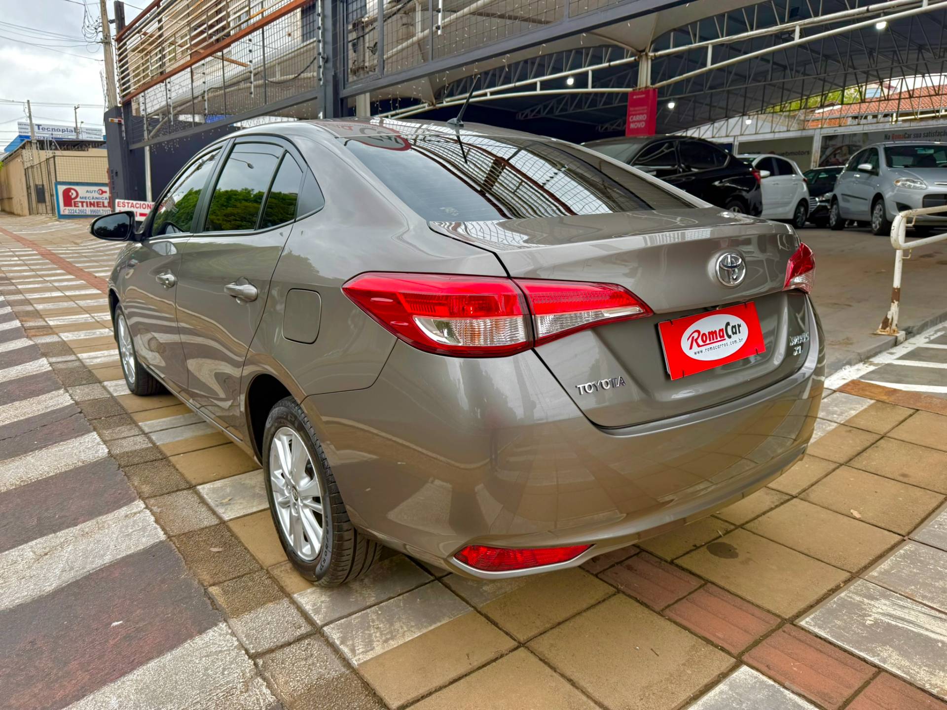 TOYOTA YARIS
