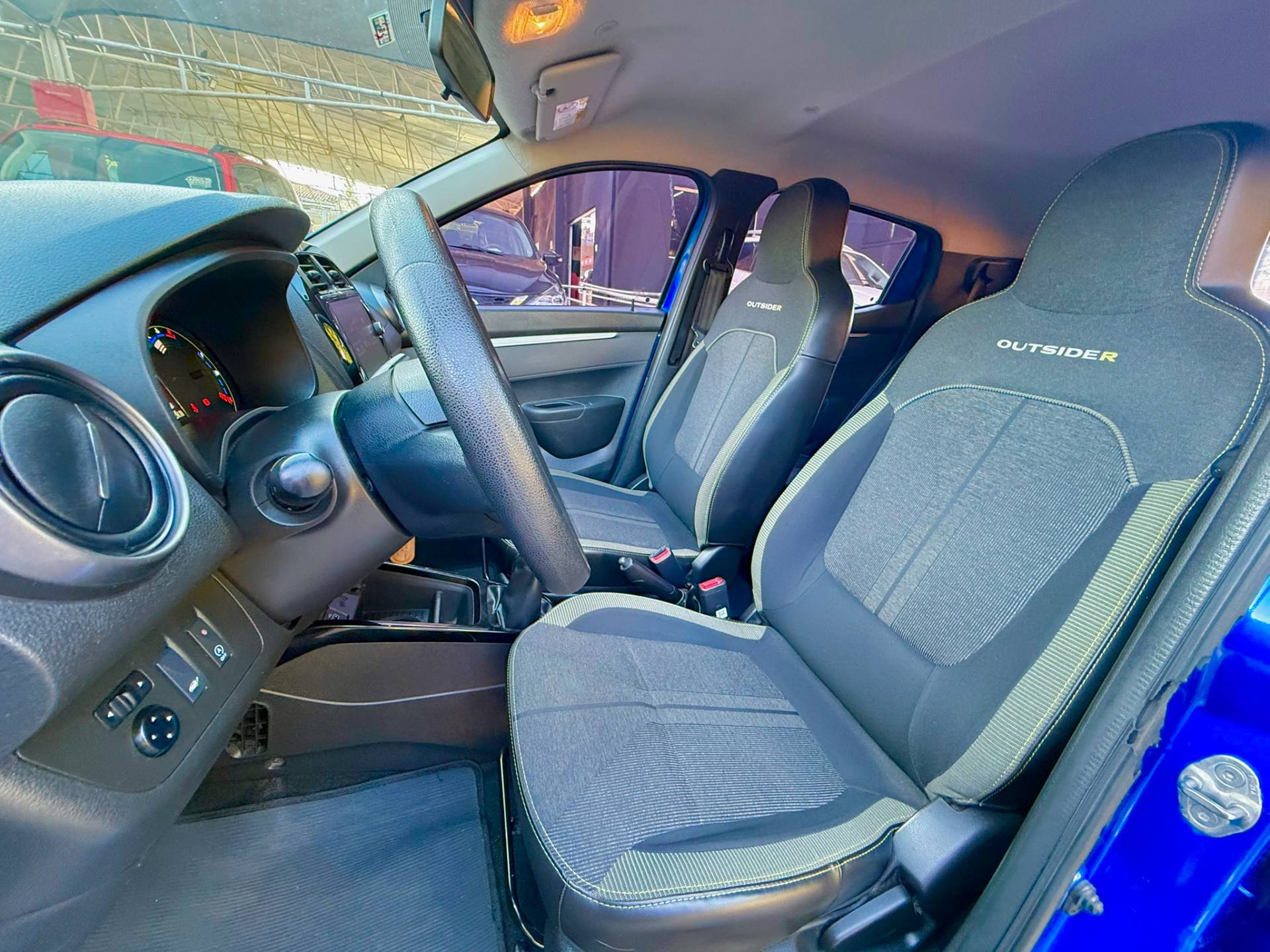 RENAULT KWID