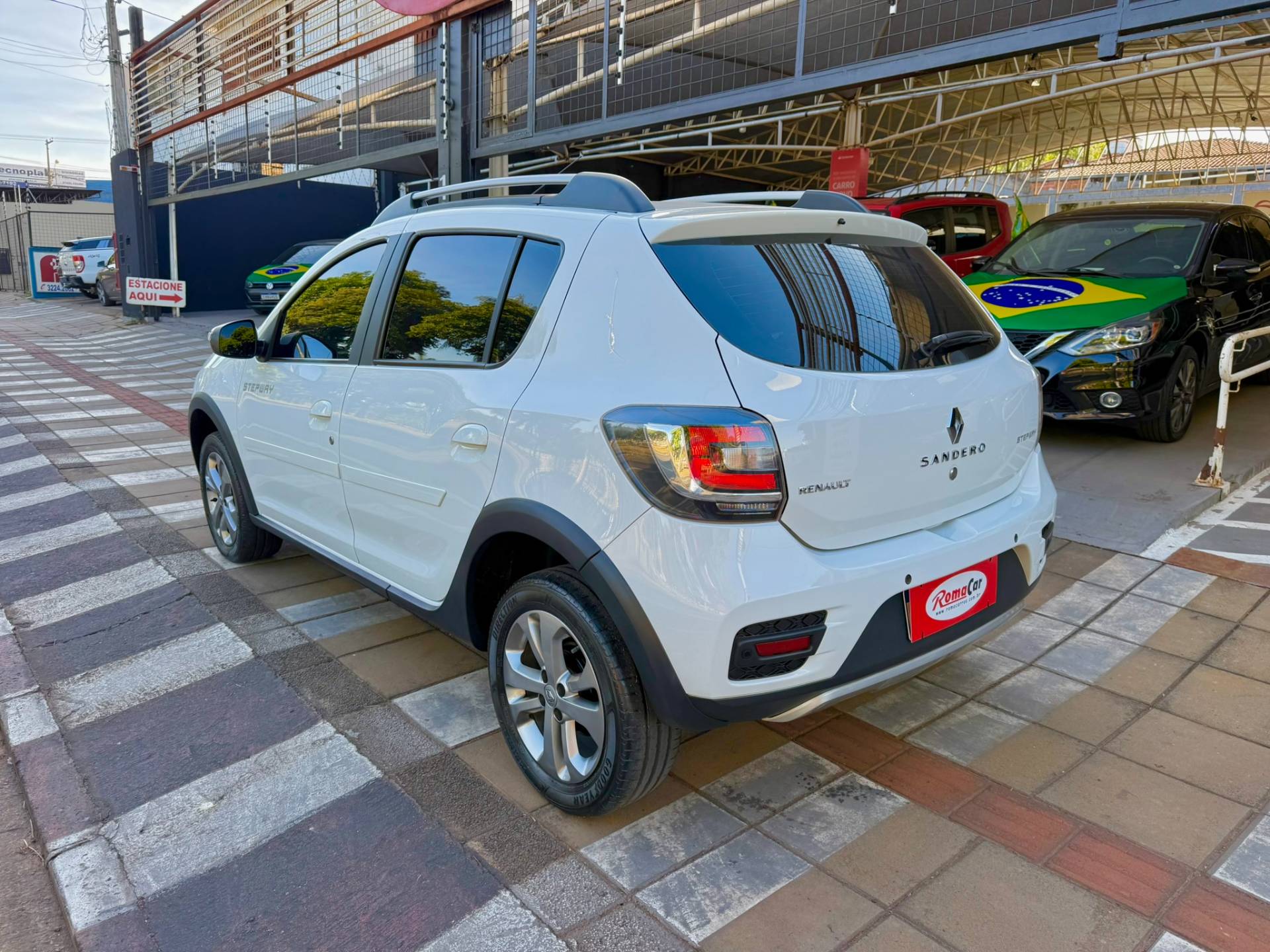RENAULT SANDERO