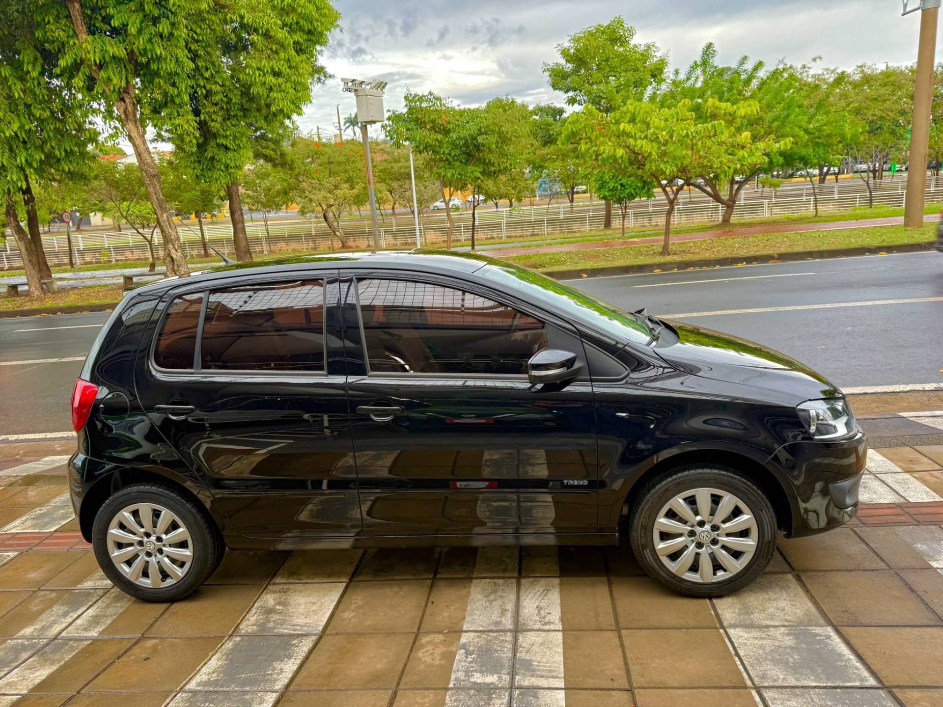 VOLKSWAGEN FOX