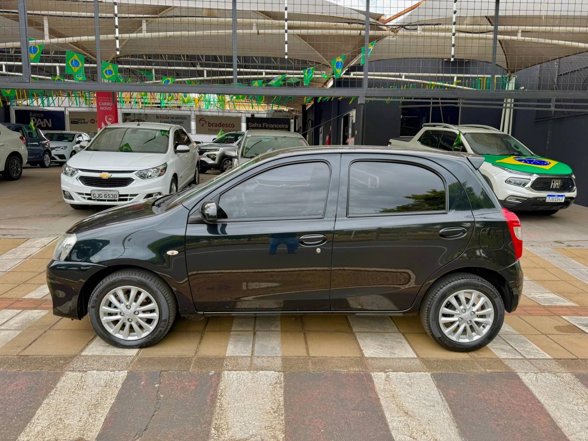 TOYOTA ETIOS