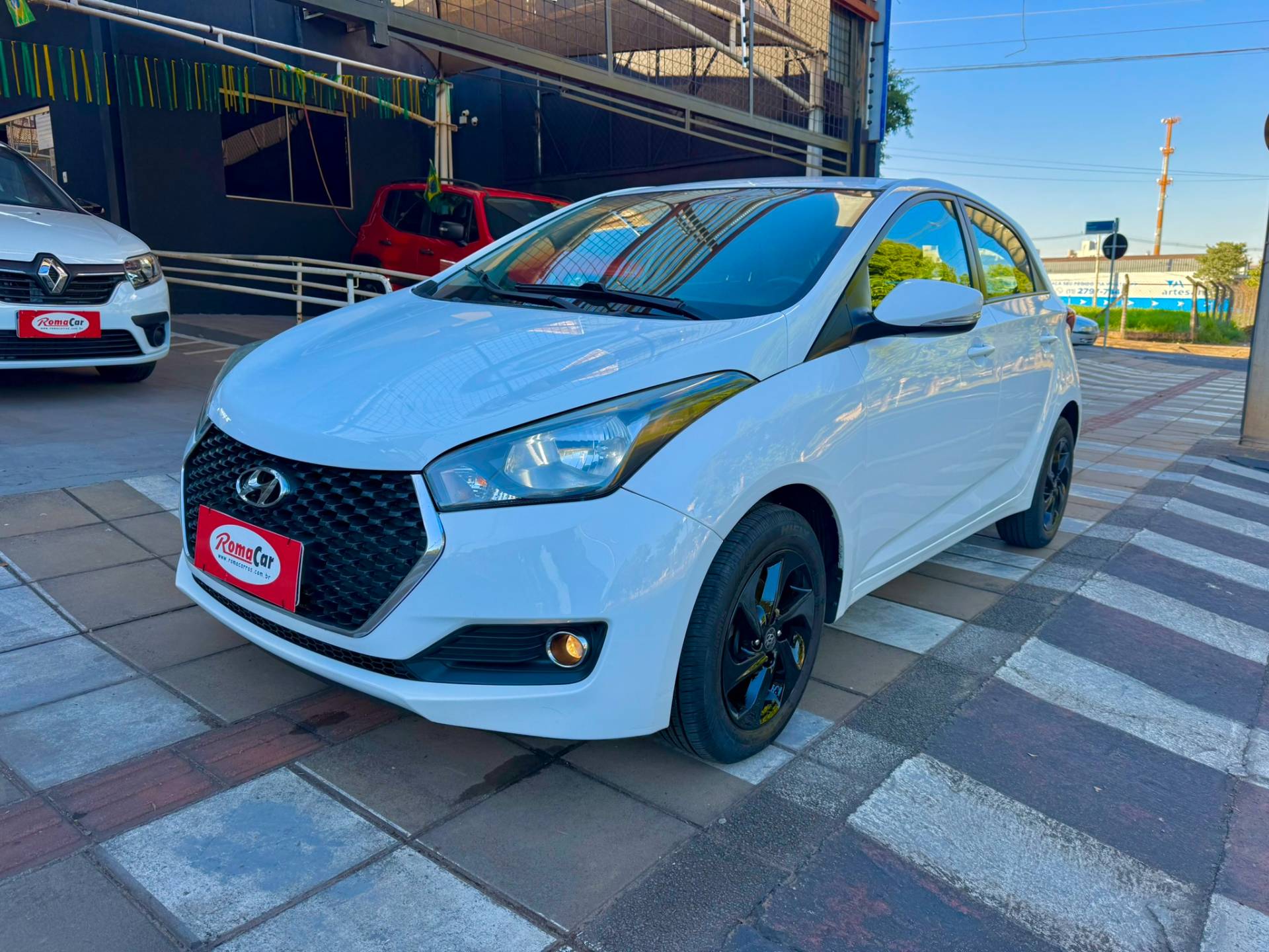 HYUNDAI HB20
