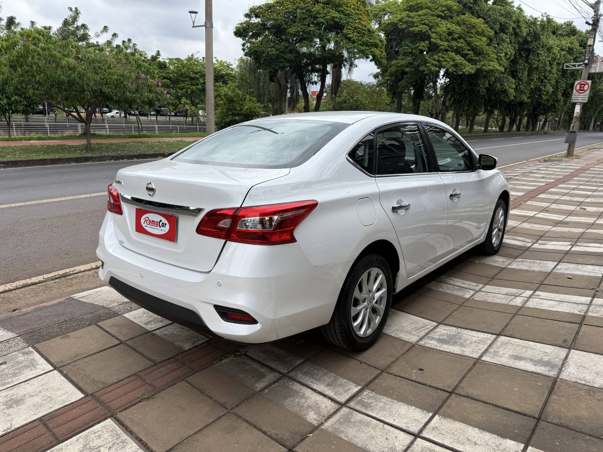 NISSAN SENTRA