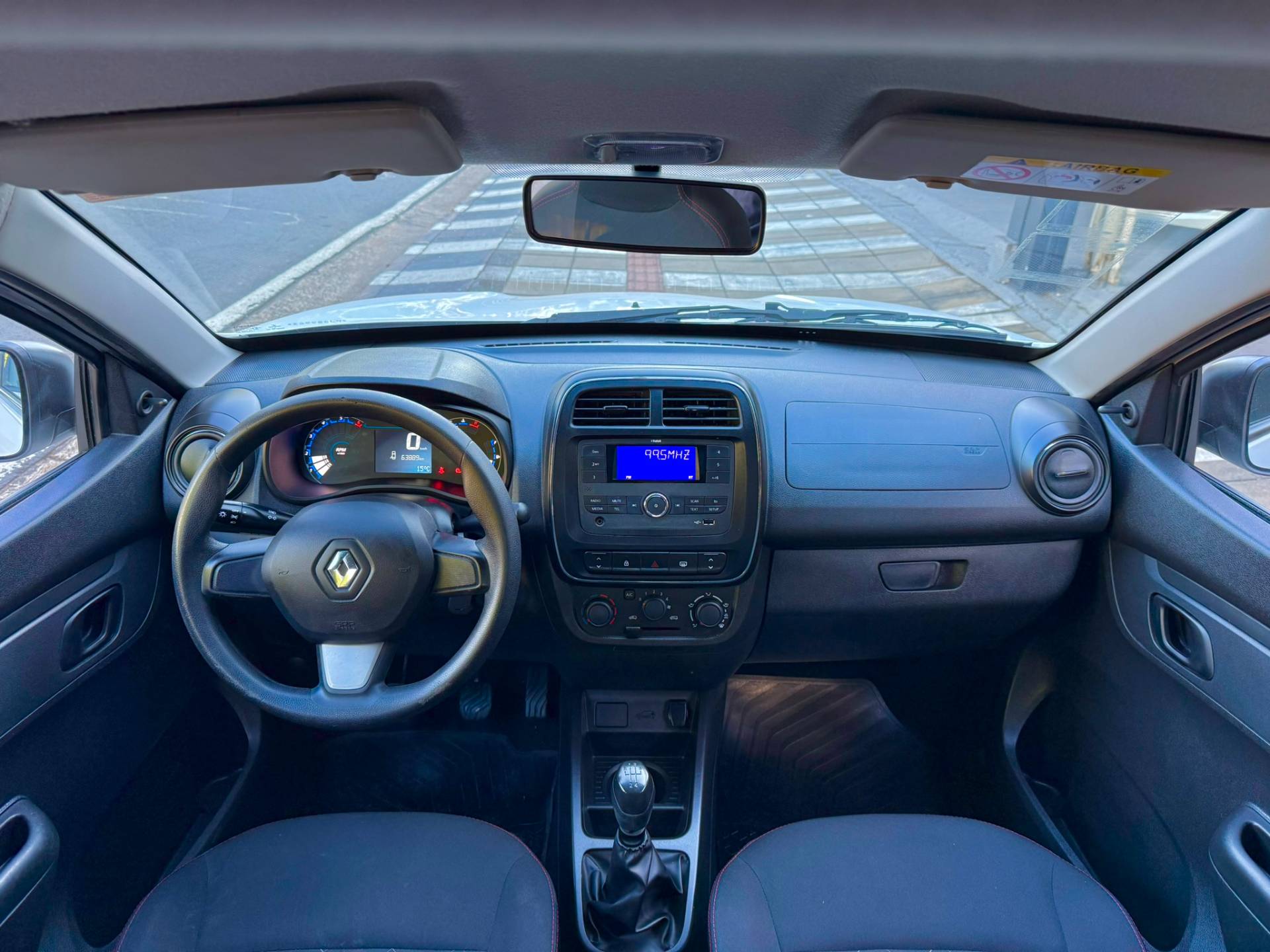 RENAULT KWID