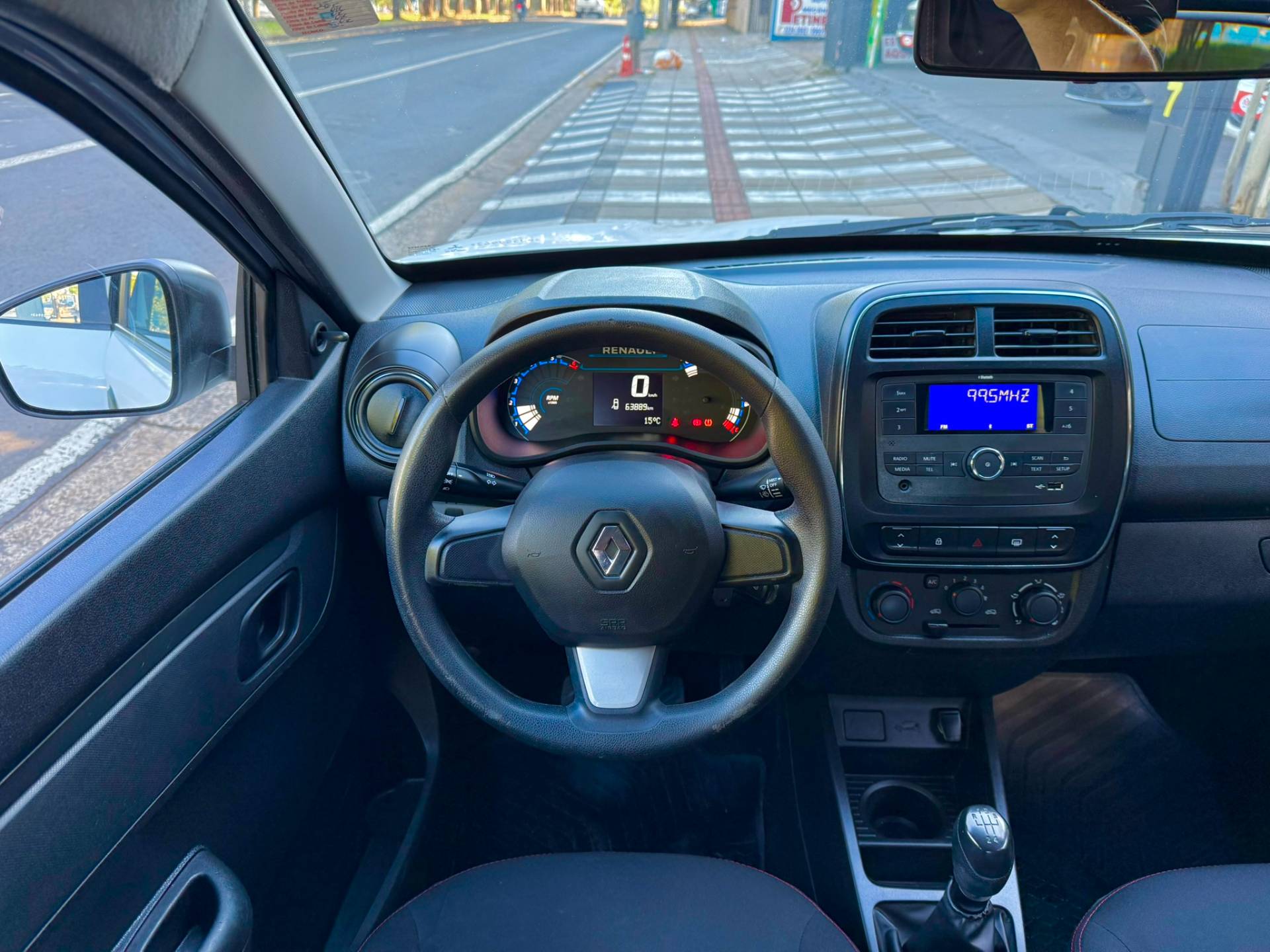 RENAULT KWID