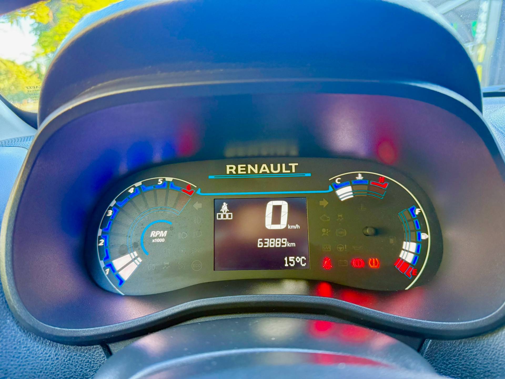 RENAULT KWID