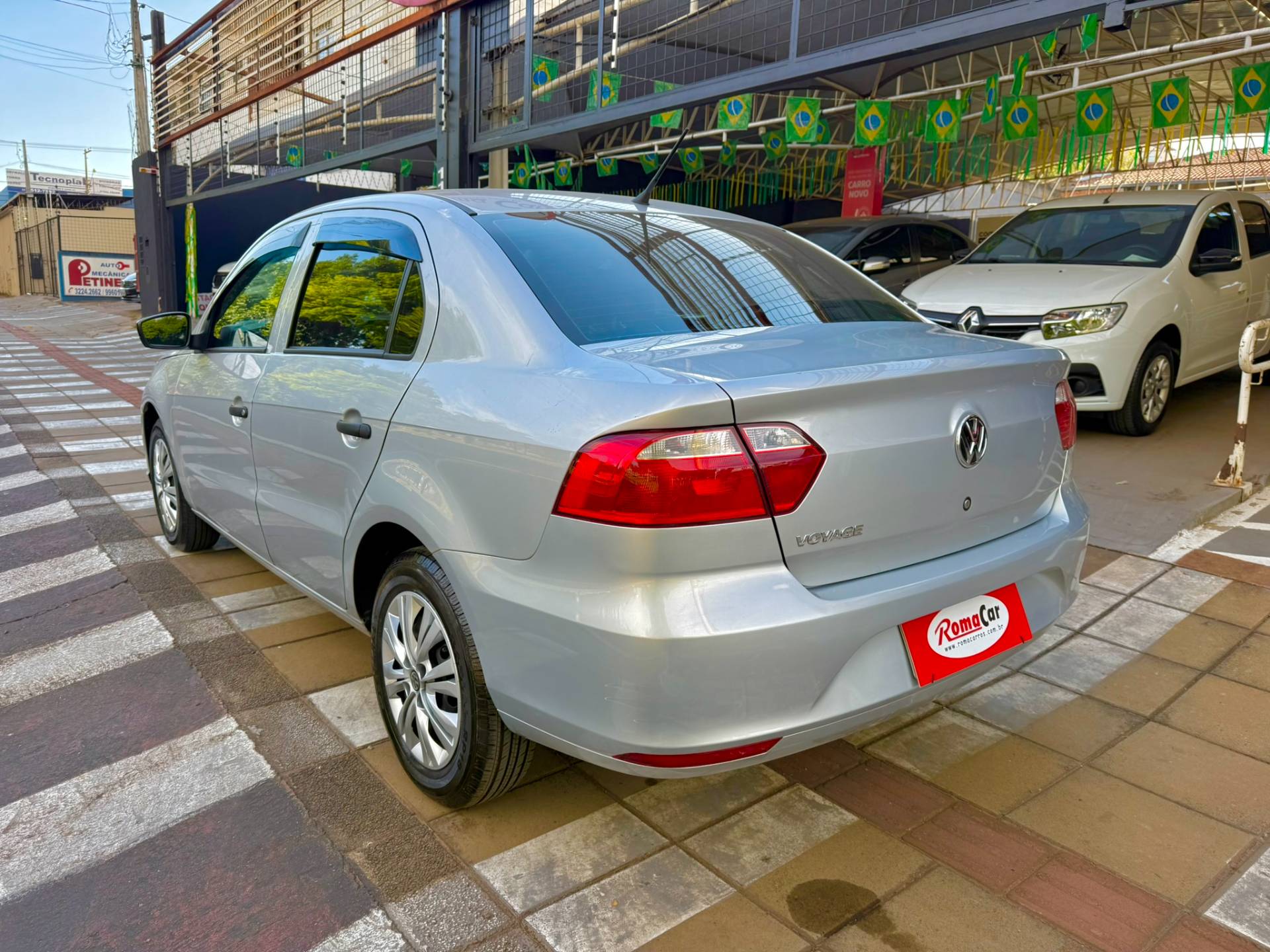 VOLKSWAGEN VOYAGE