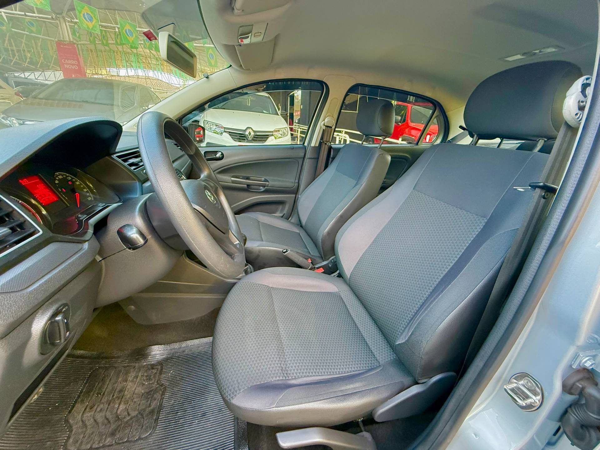 VOLKSWAGEN VOYAGE