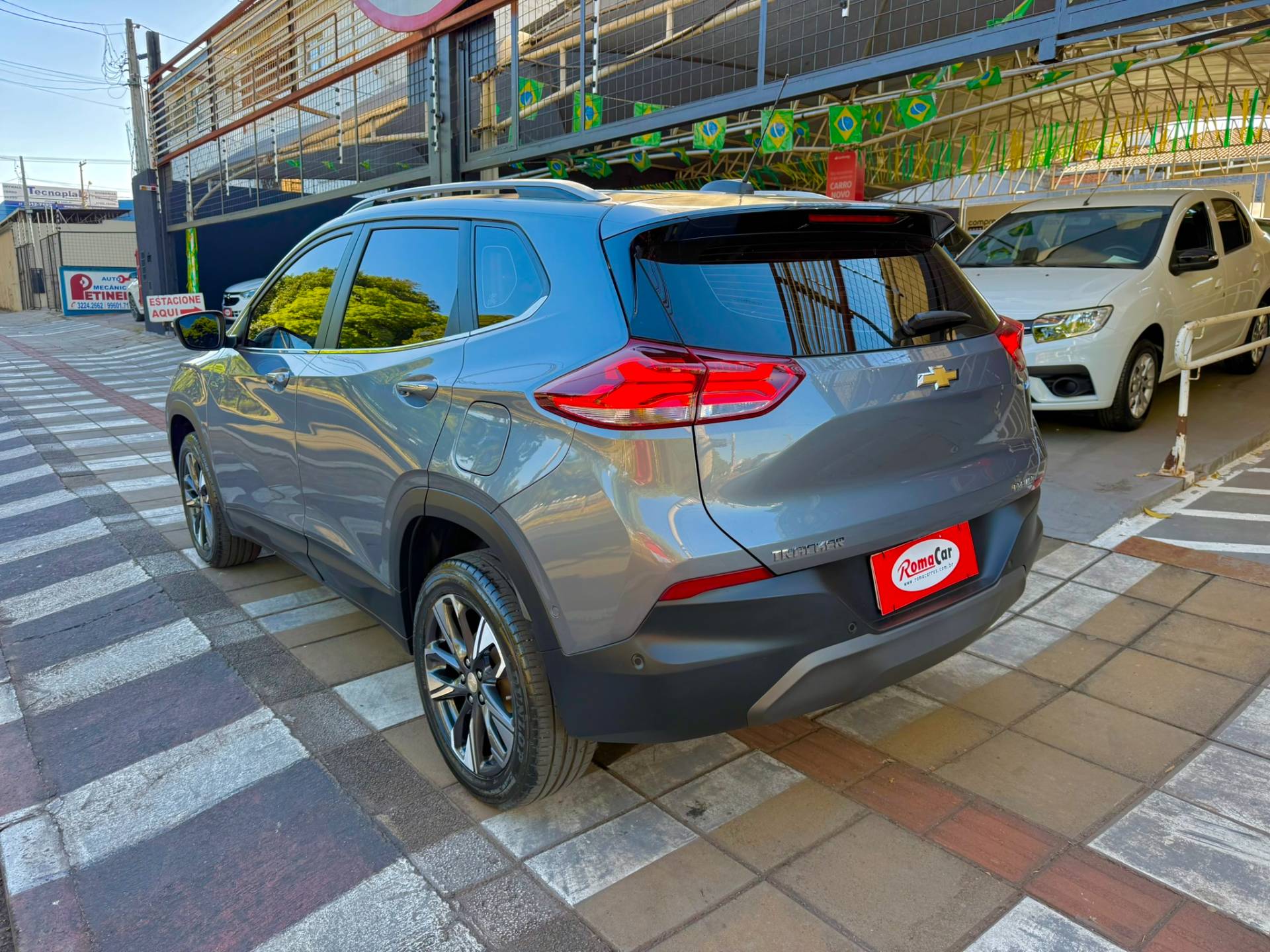 CHEVROLET TRACKER