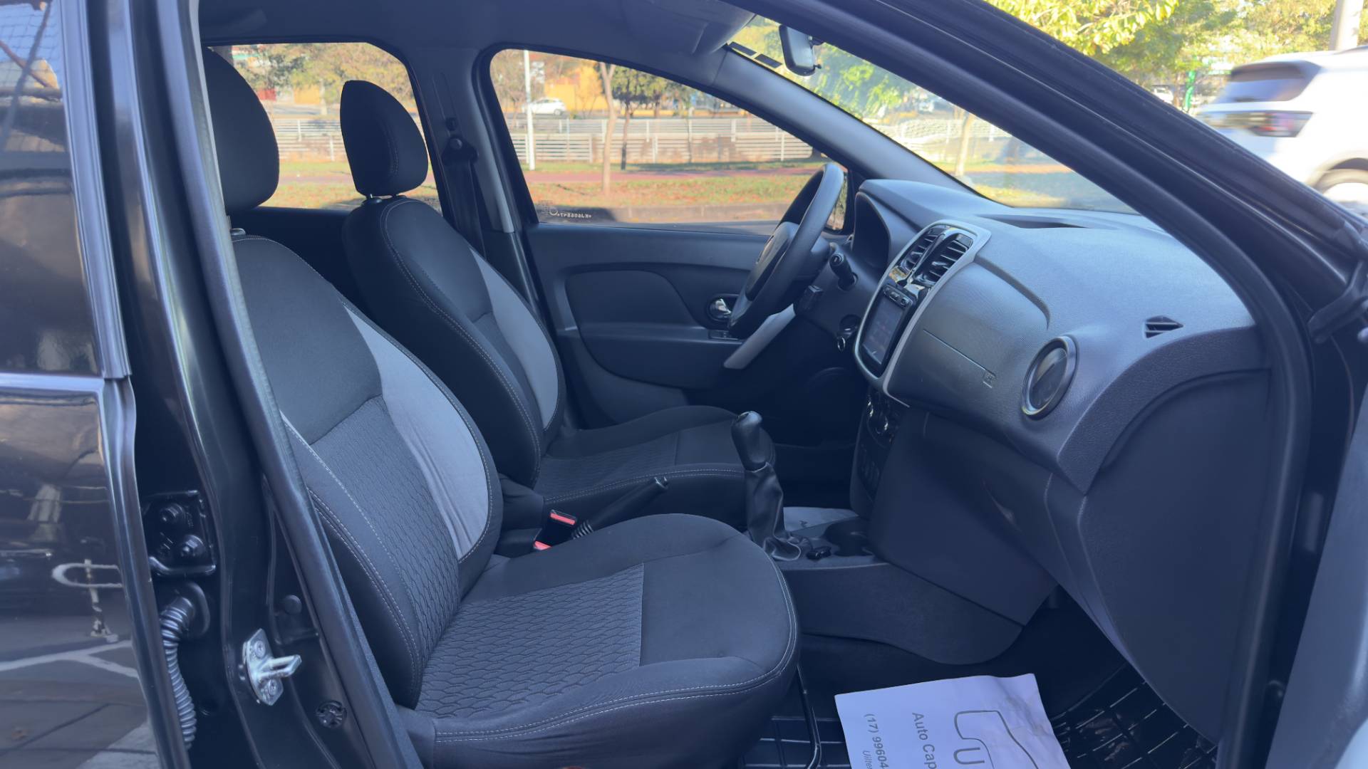 RENAULT SANDERO