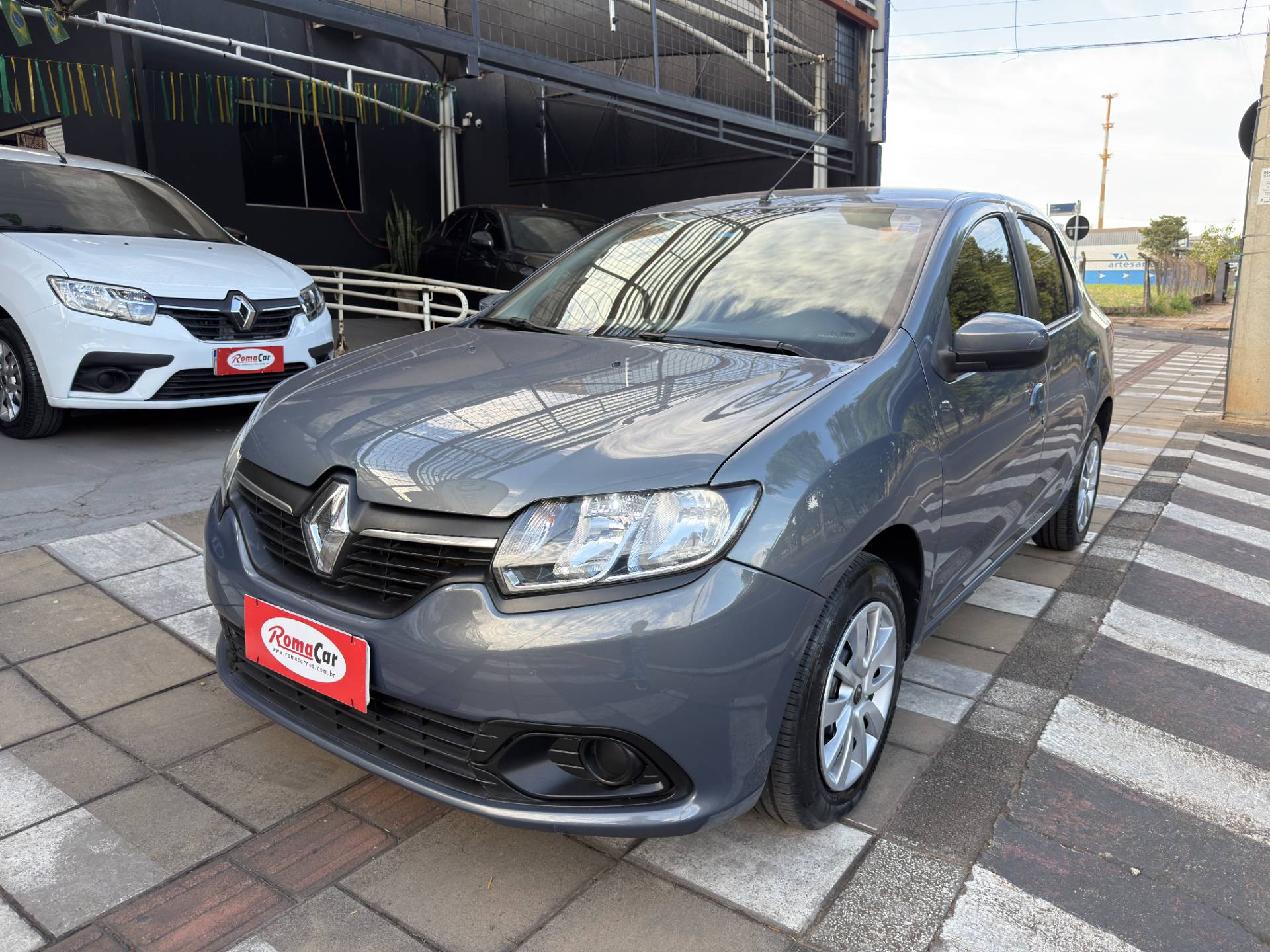 RENAULT LOGAN