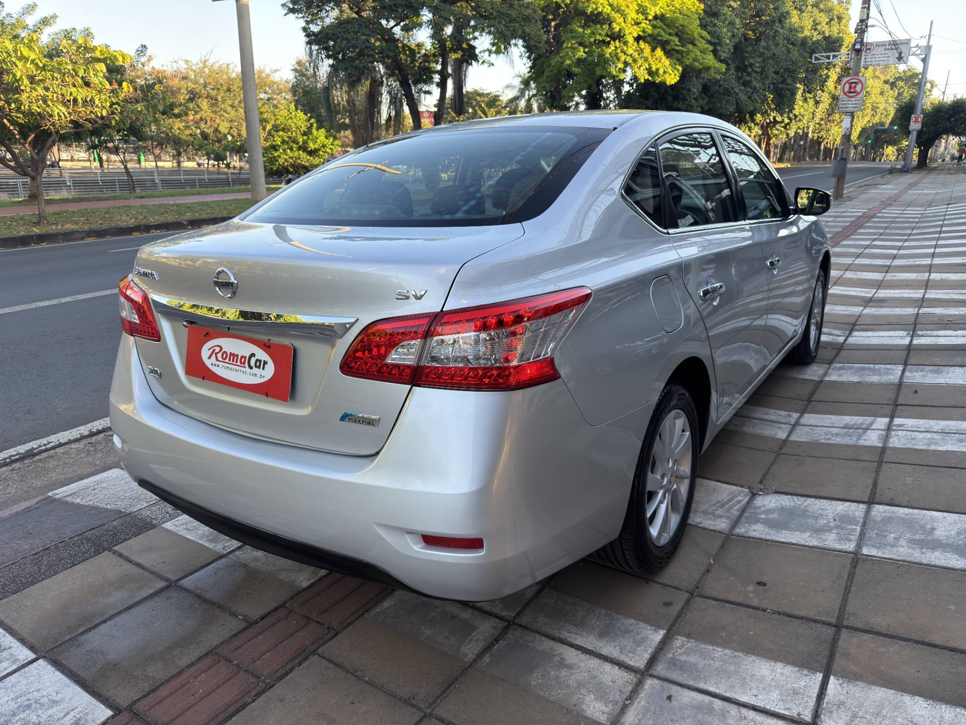 NISSAN SENTRA