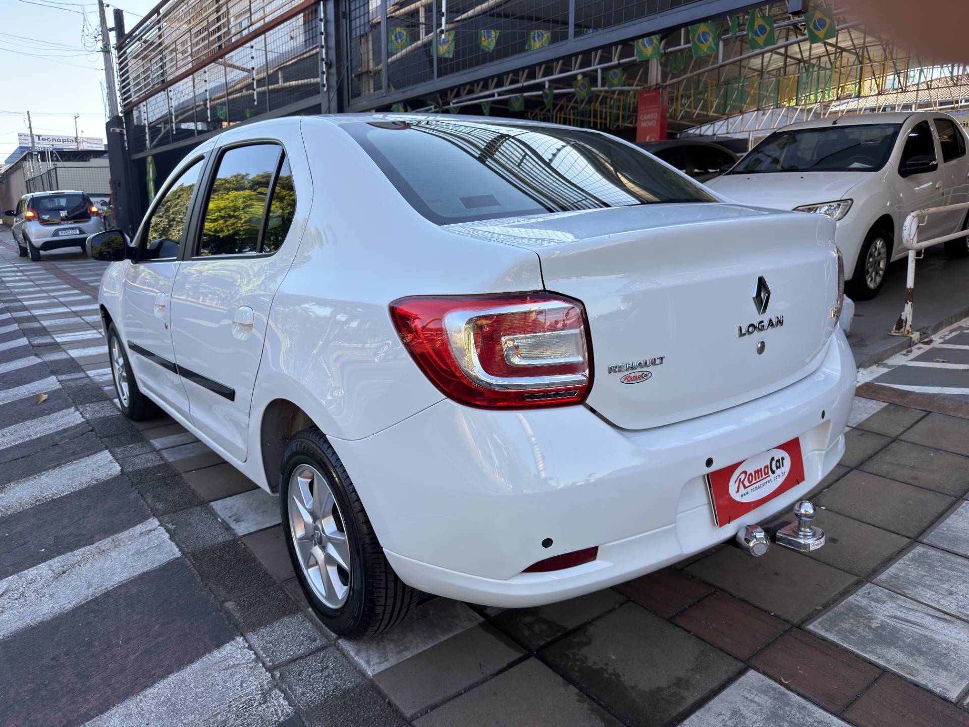 RENAULT LOGAN