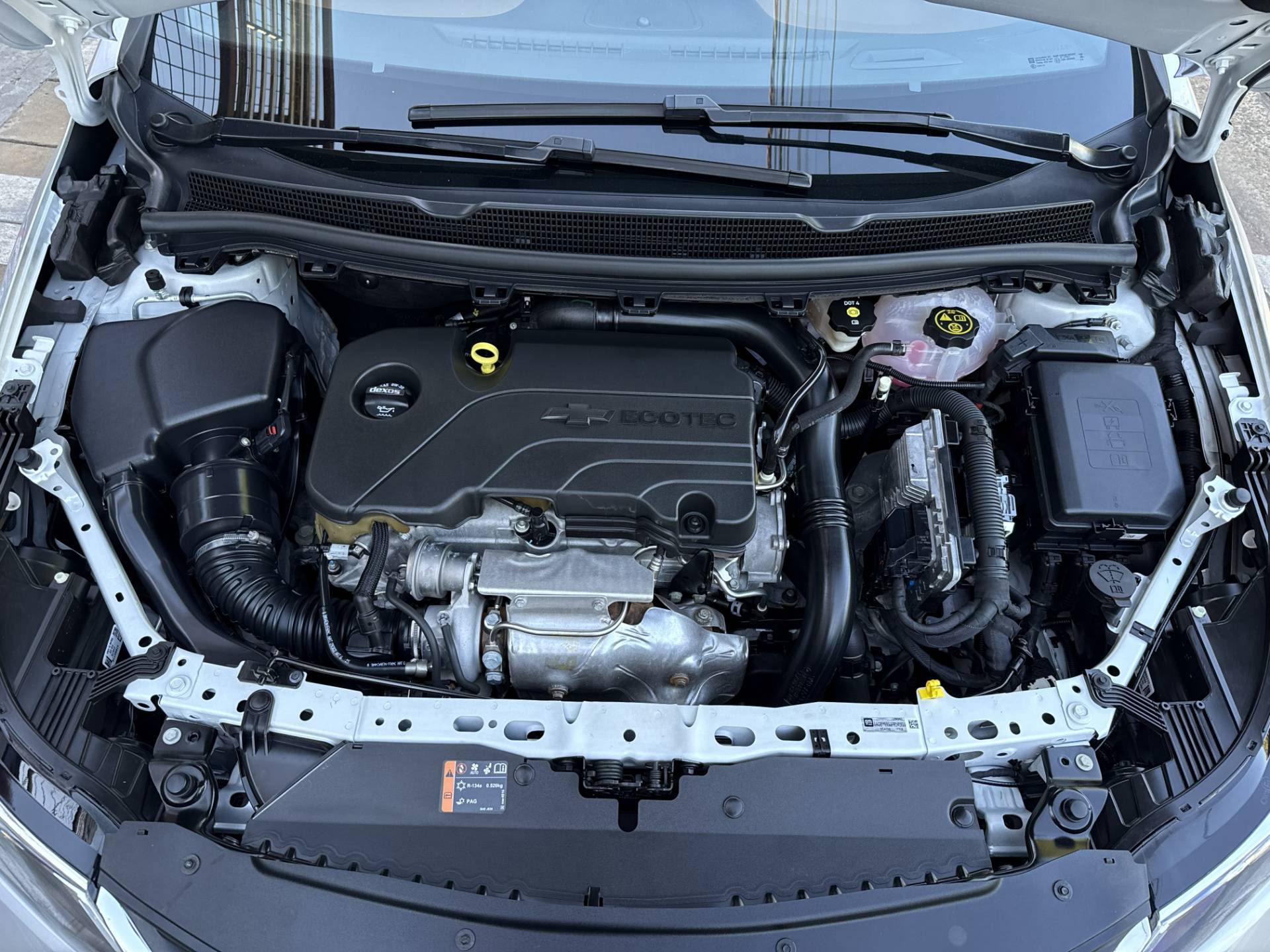 CHEVROLET CRUZE
