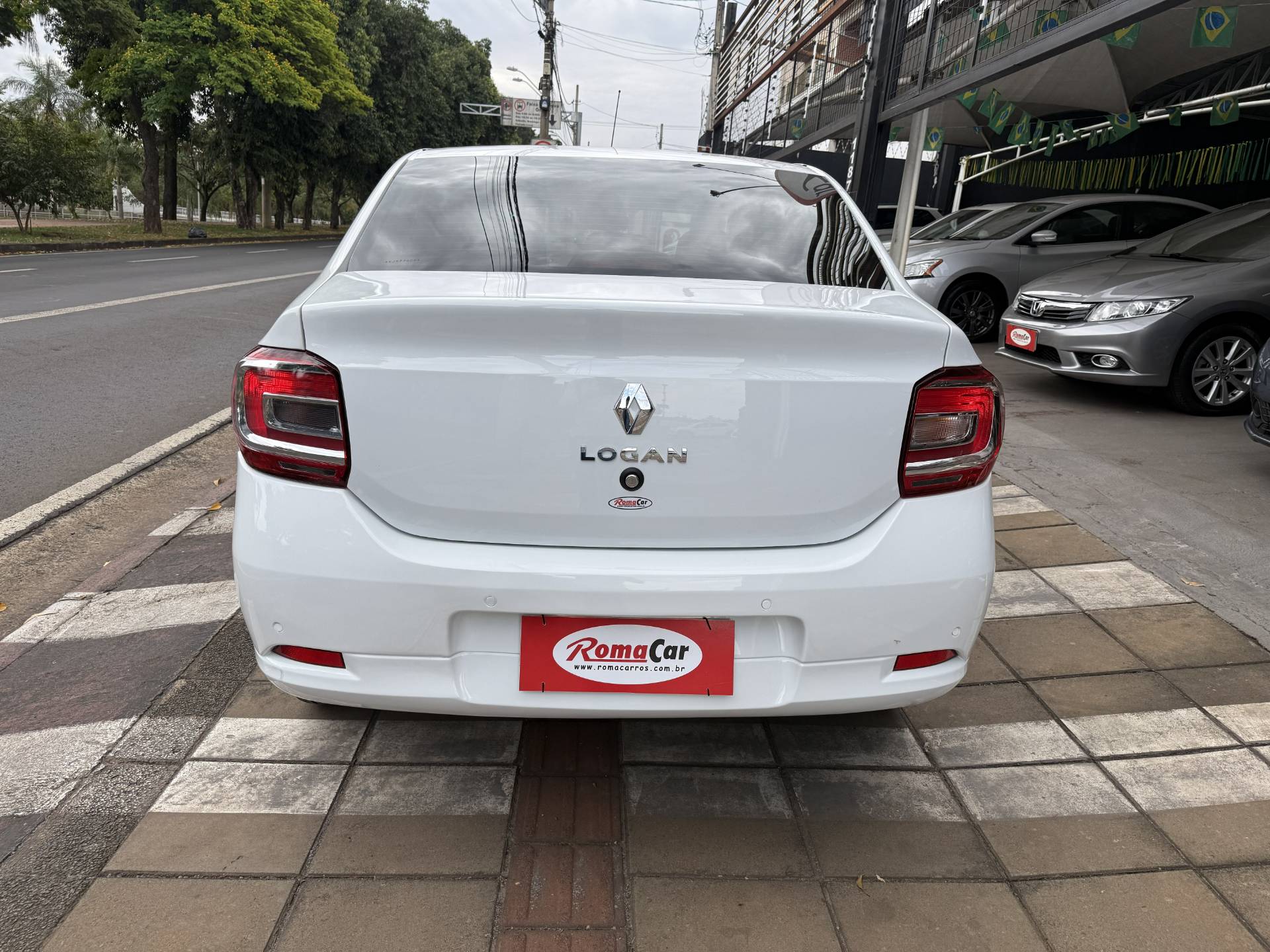 RENAULT LOGAN
