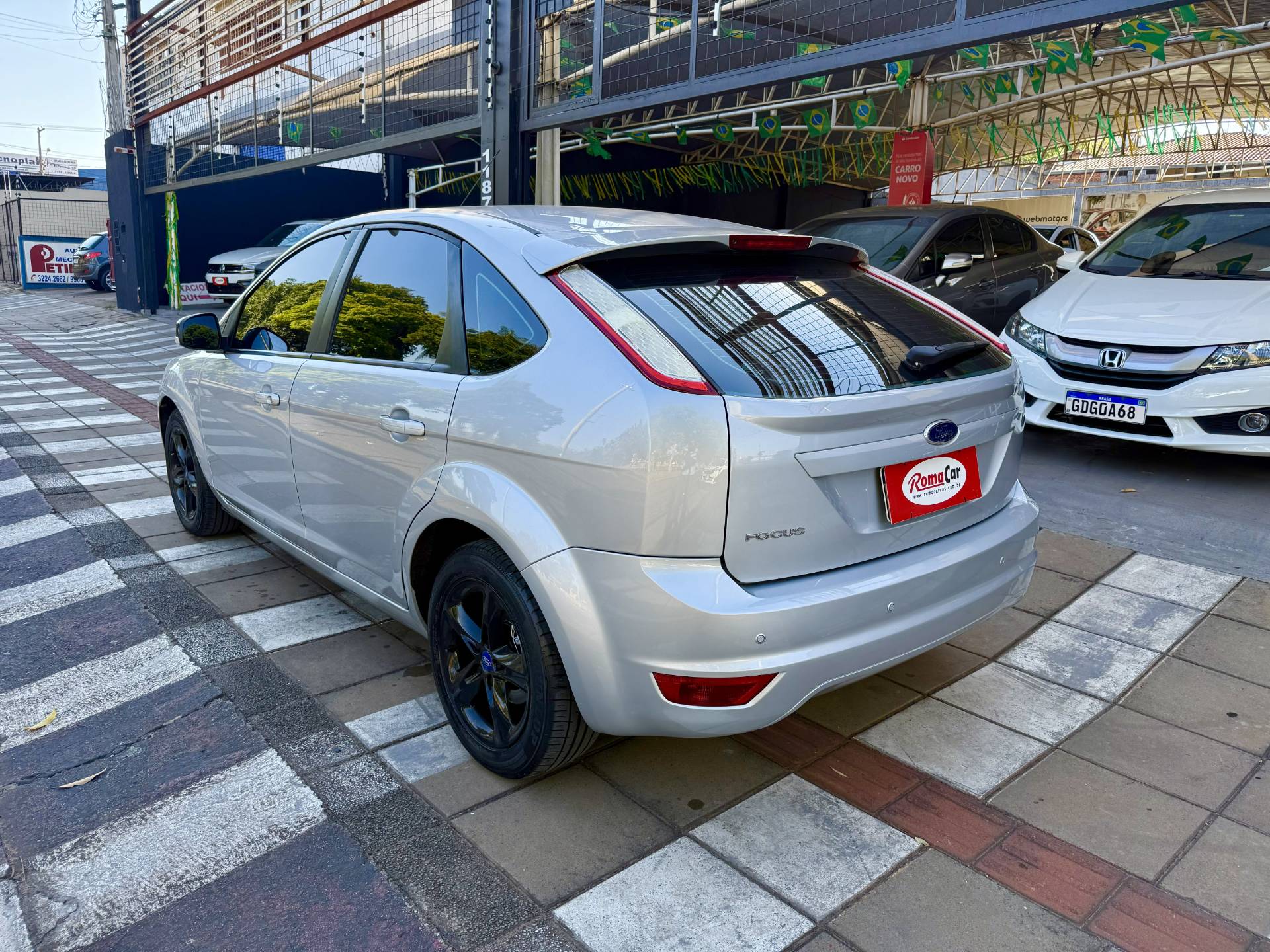FORD FOCUS