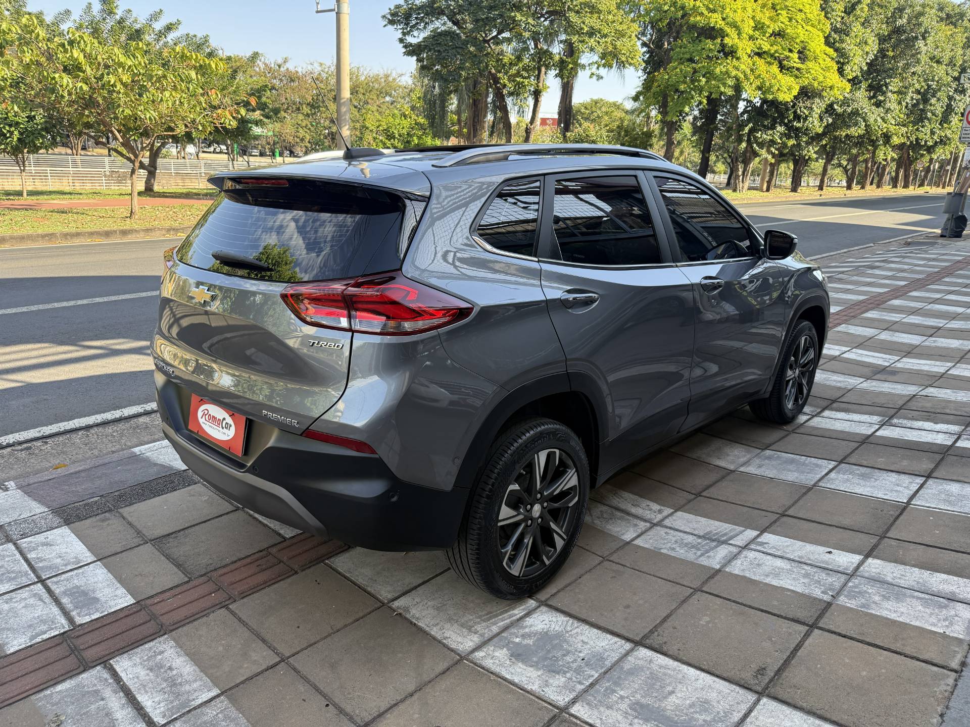 CHEVROLET TRACKER