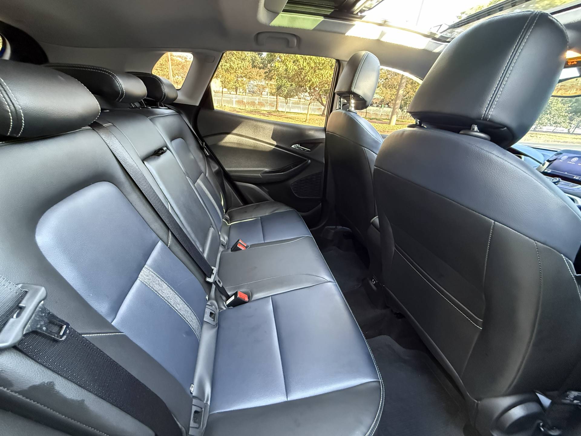 CHEVROLET TRACKER