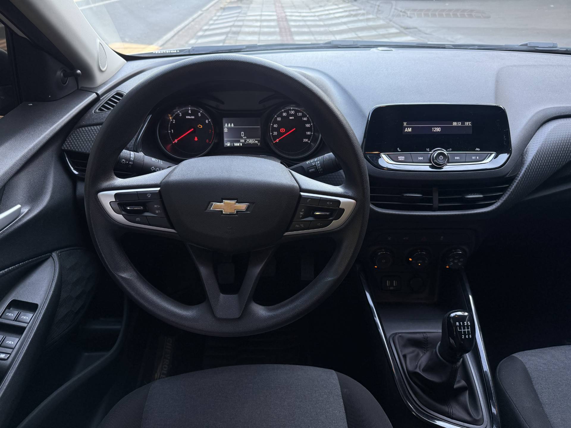 CHEVROLET ONIX