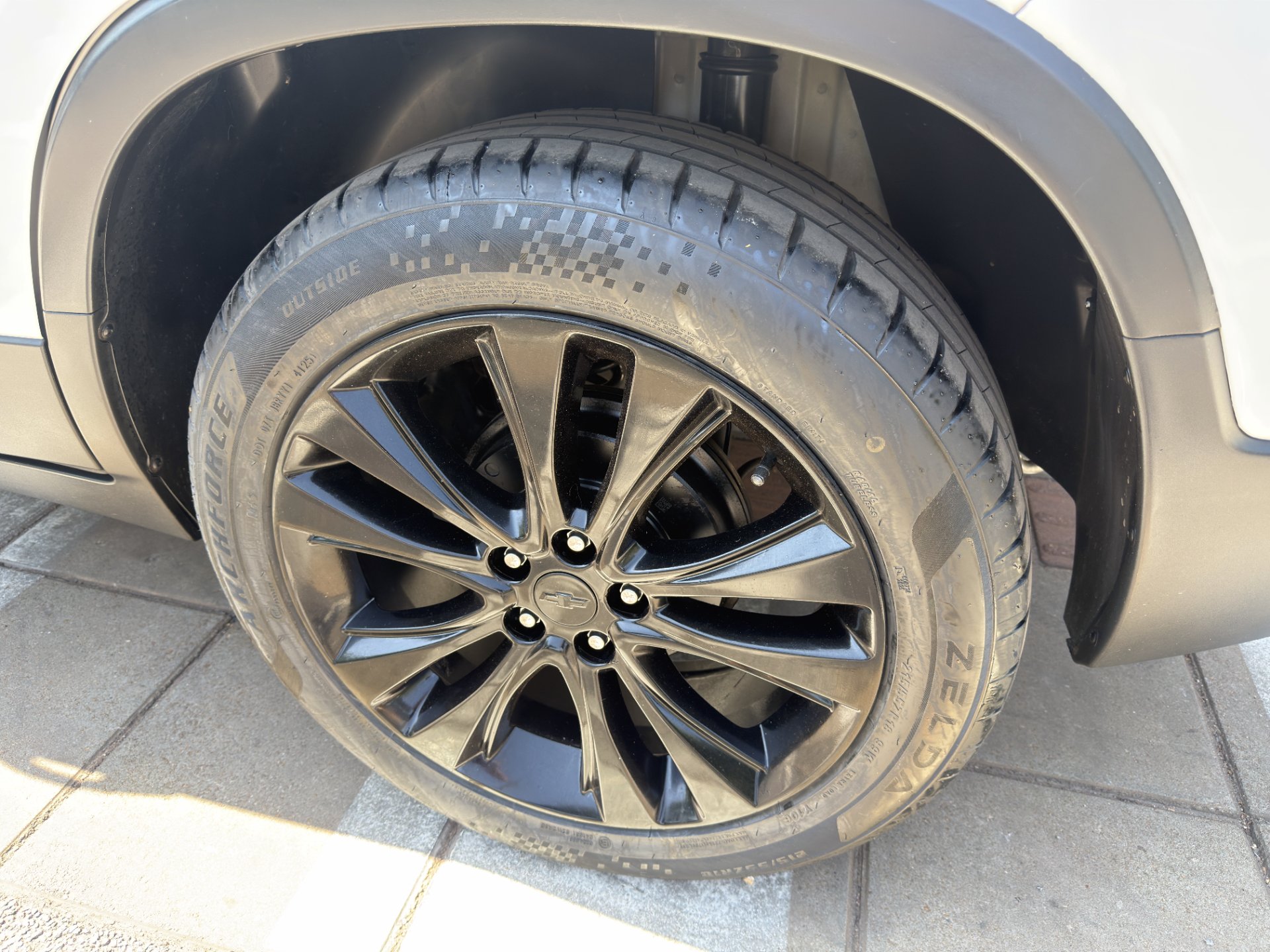 CHEVROLET TRACKER