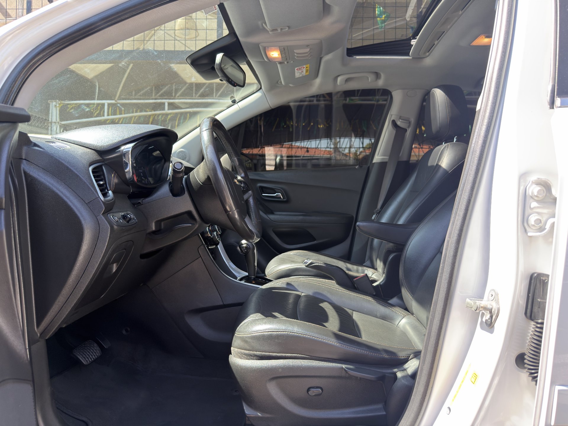 CHEVROLET TRACKER