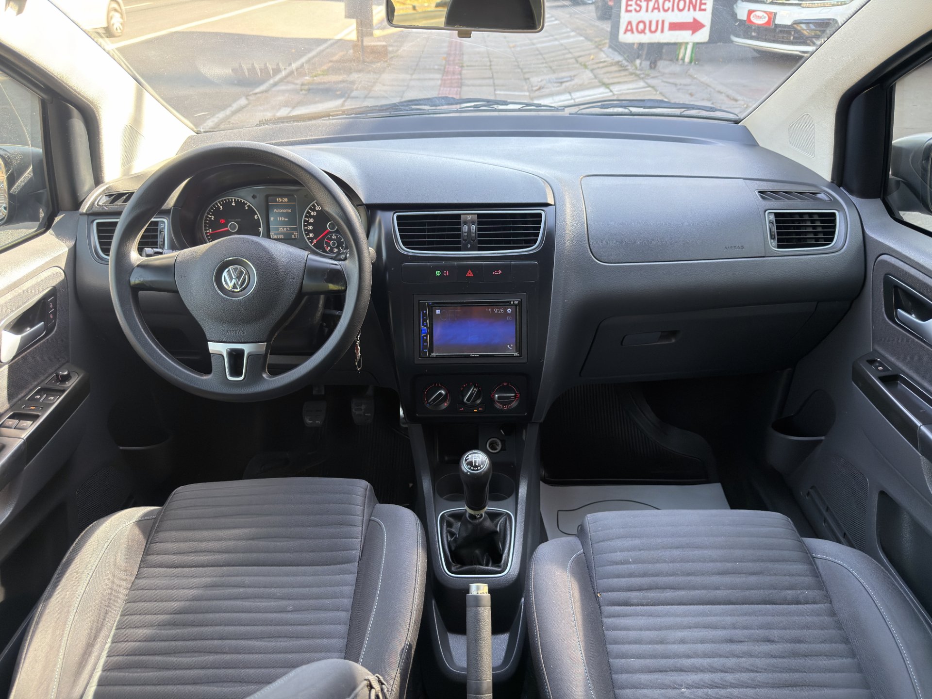 VOLKSWAGEN CROSSFOX