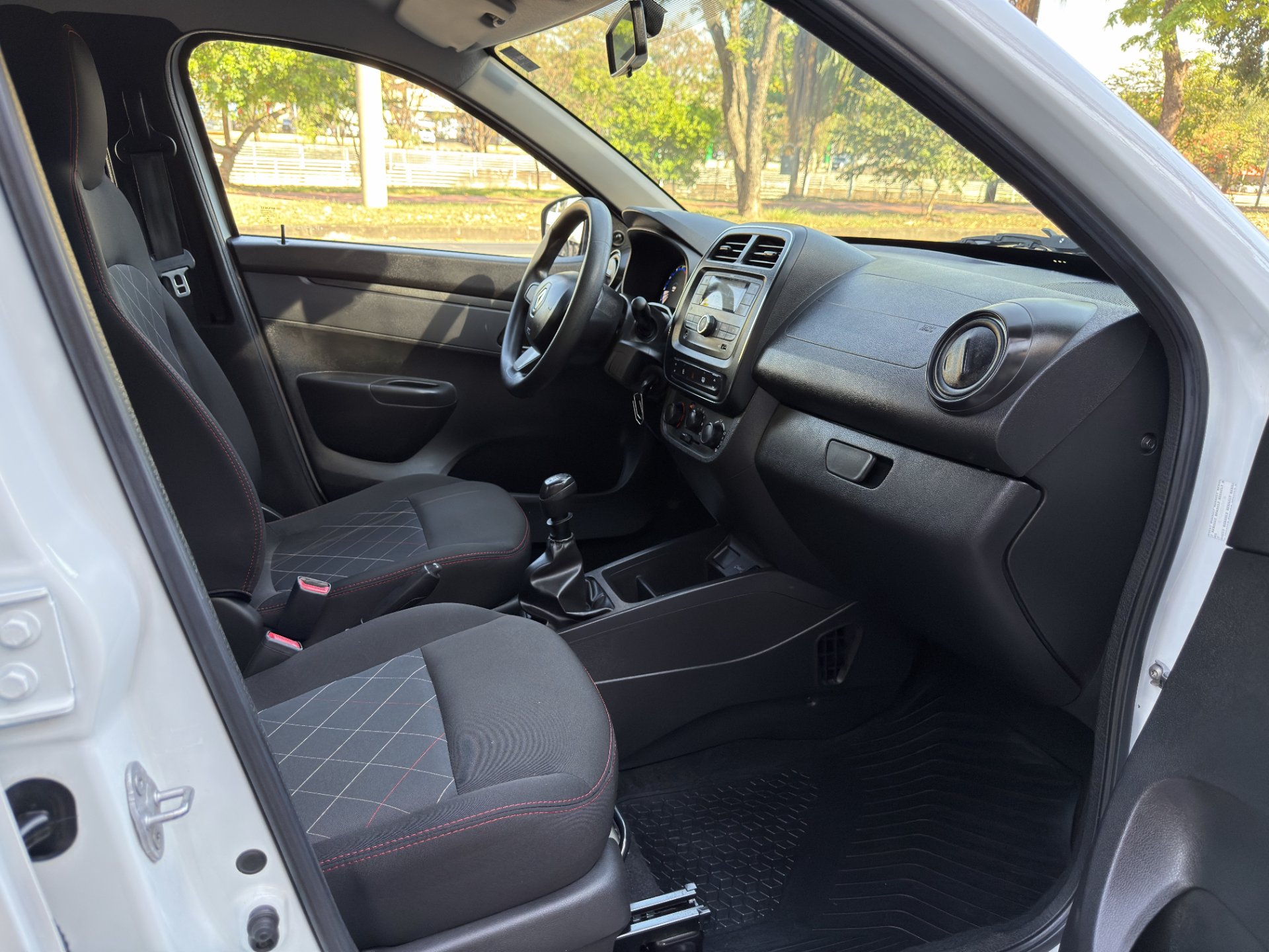 RENAULT KWID