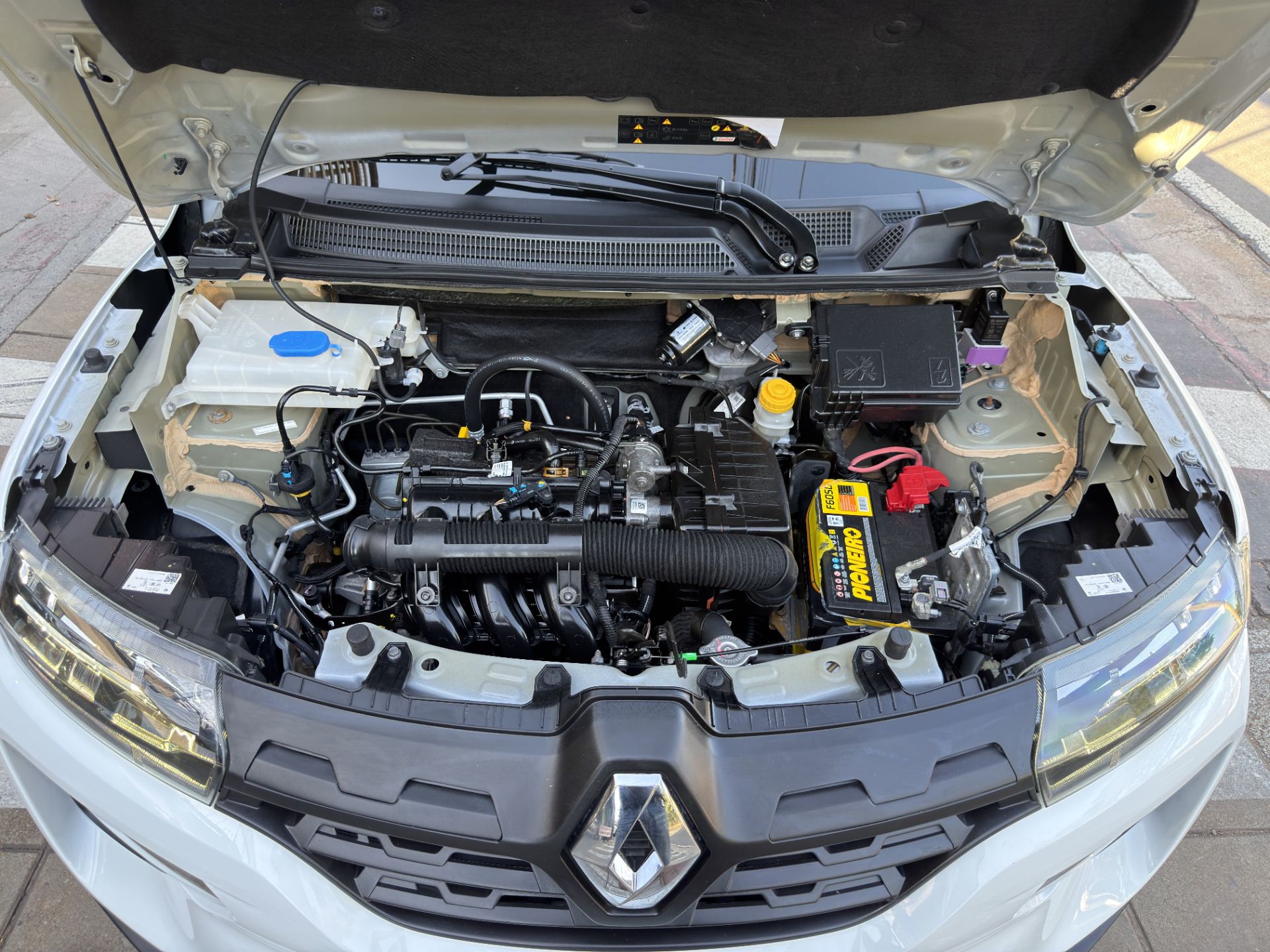 RENAULT KWID