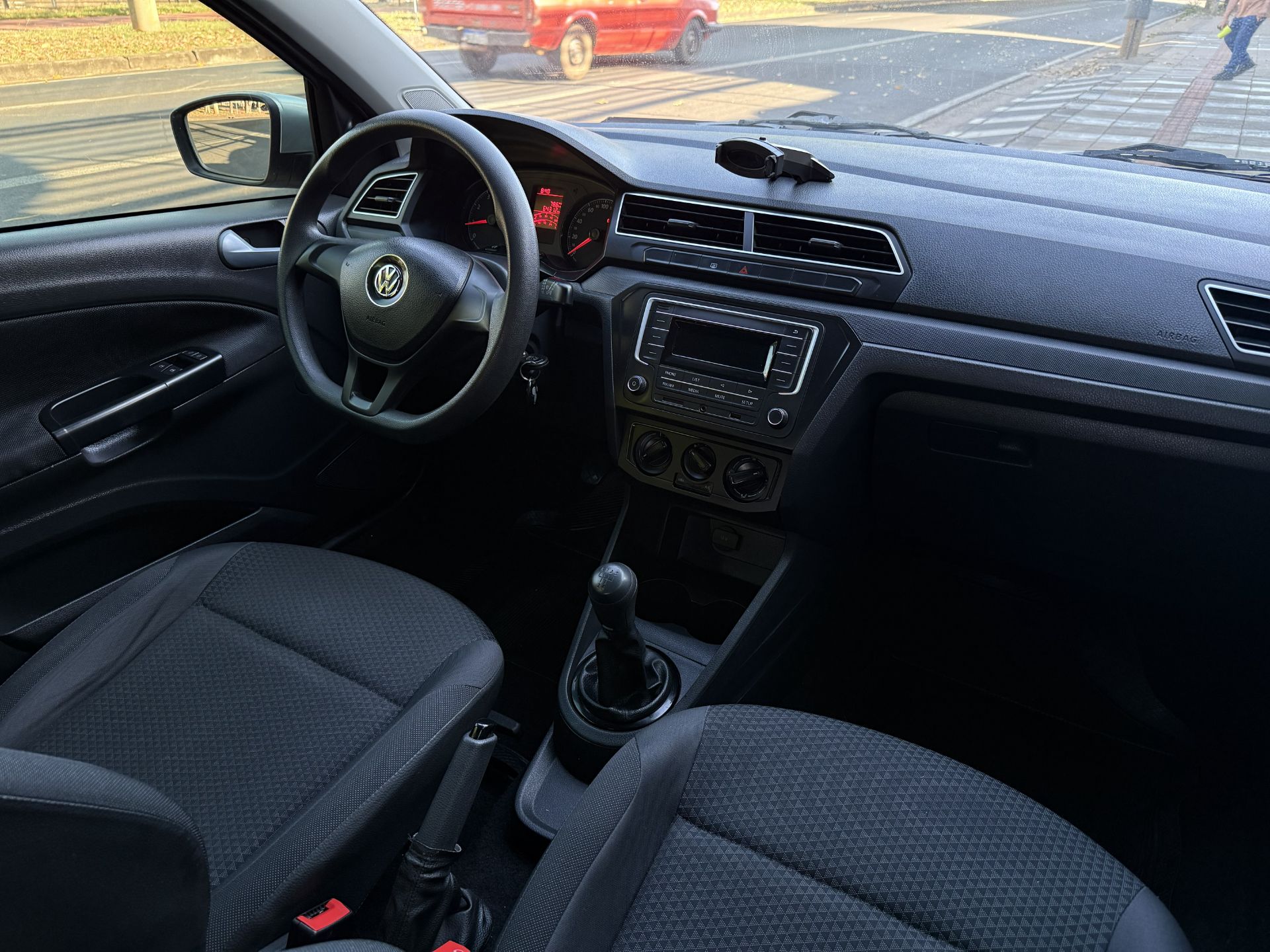 VOLKSWAGEN GOL