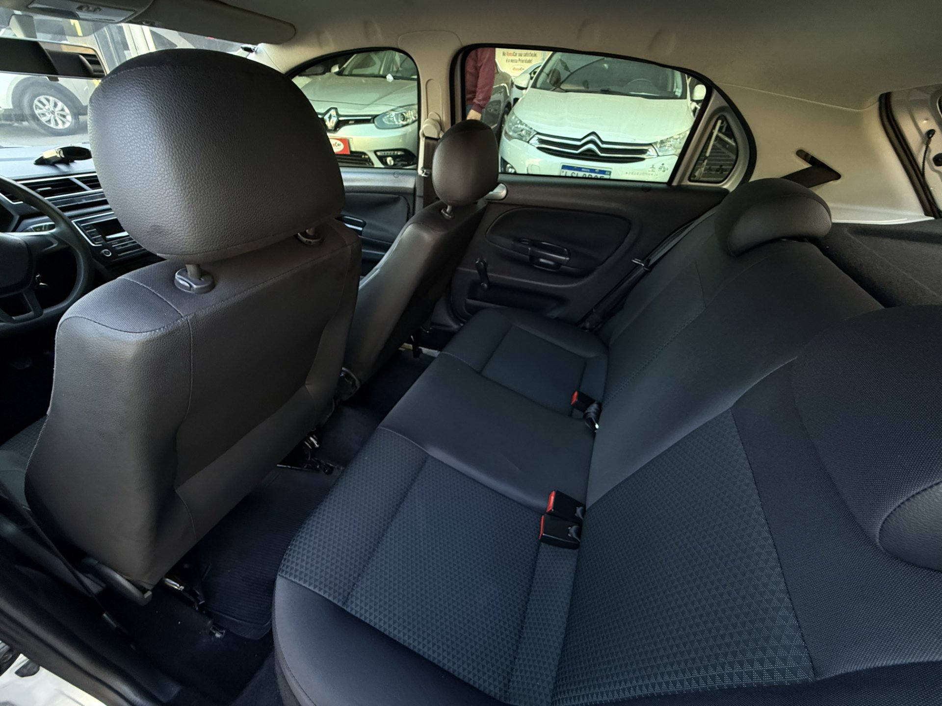 VOLKSWAGEN GOL