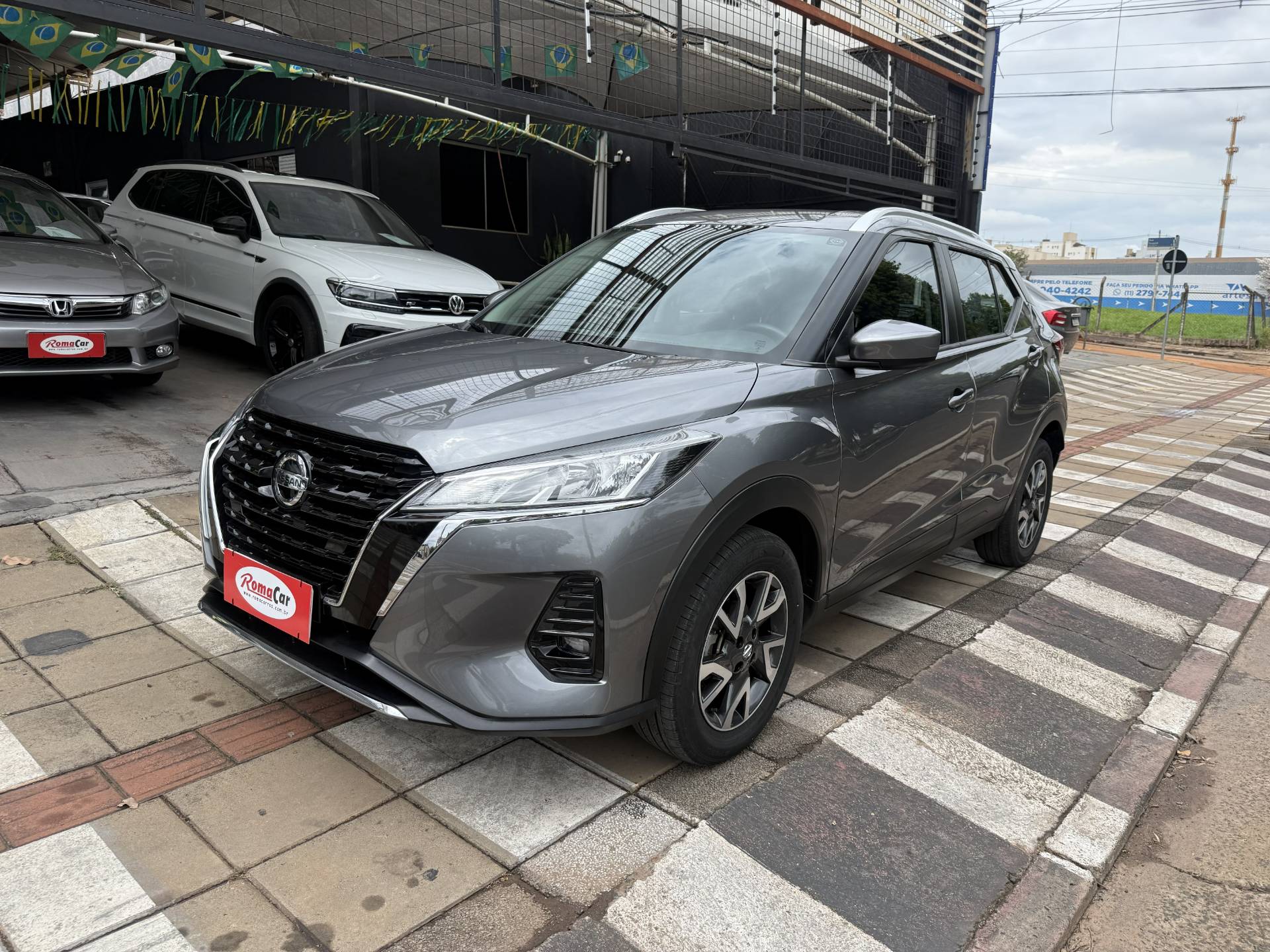 NISSAN KICKS