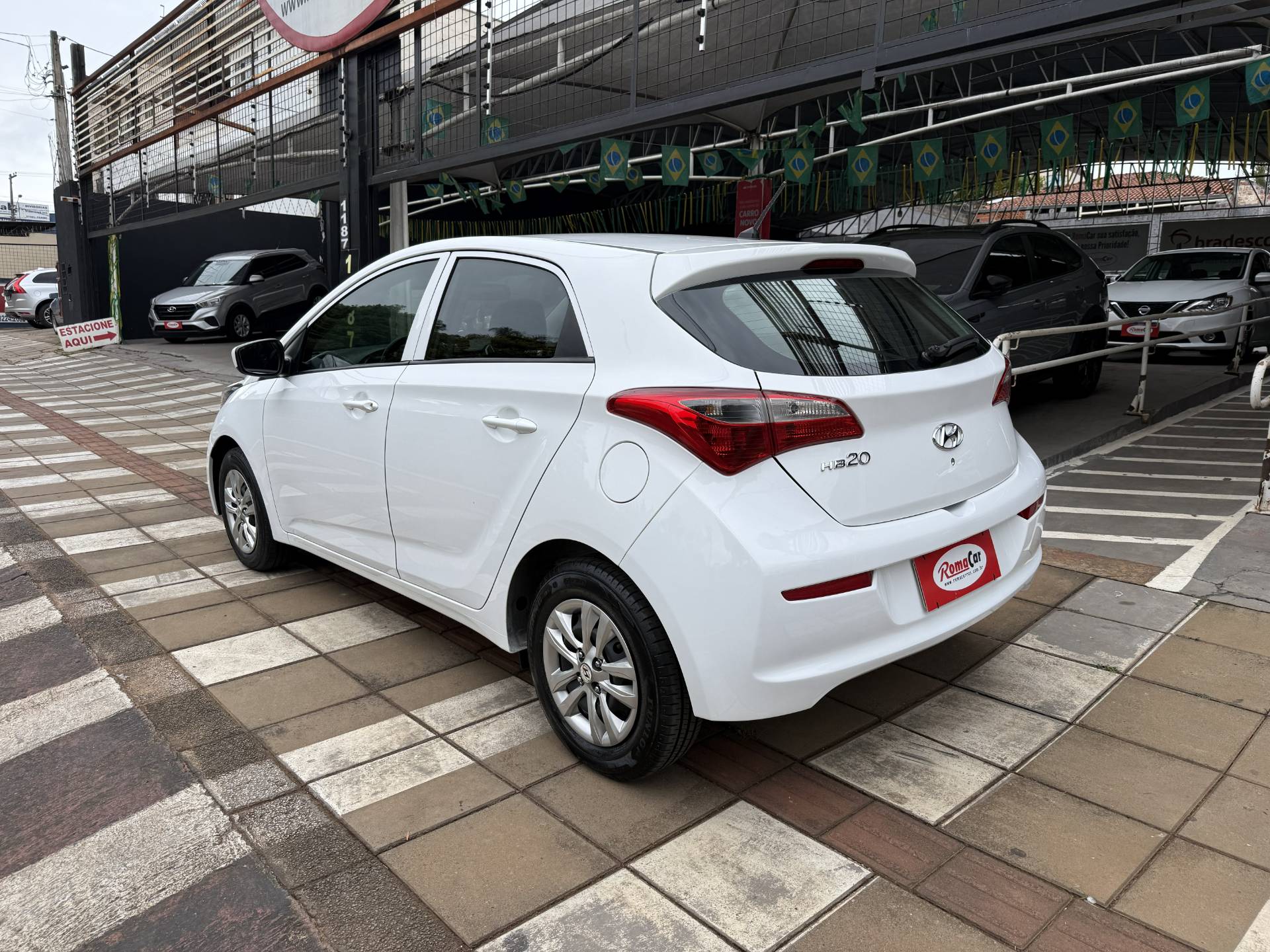HYUNDAI HB20