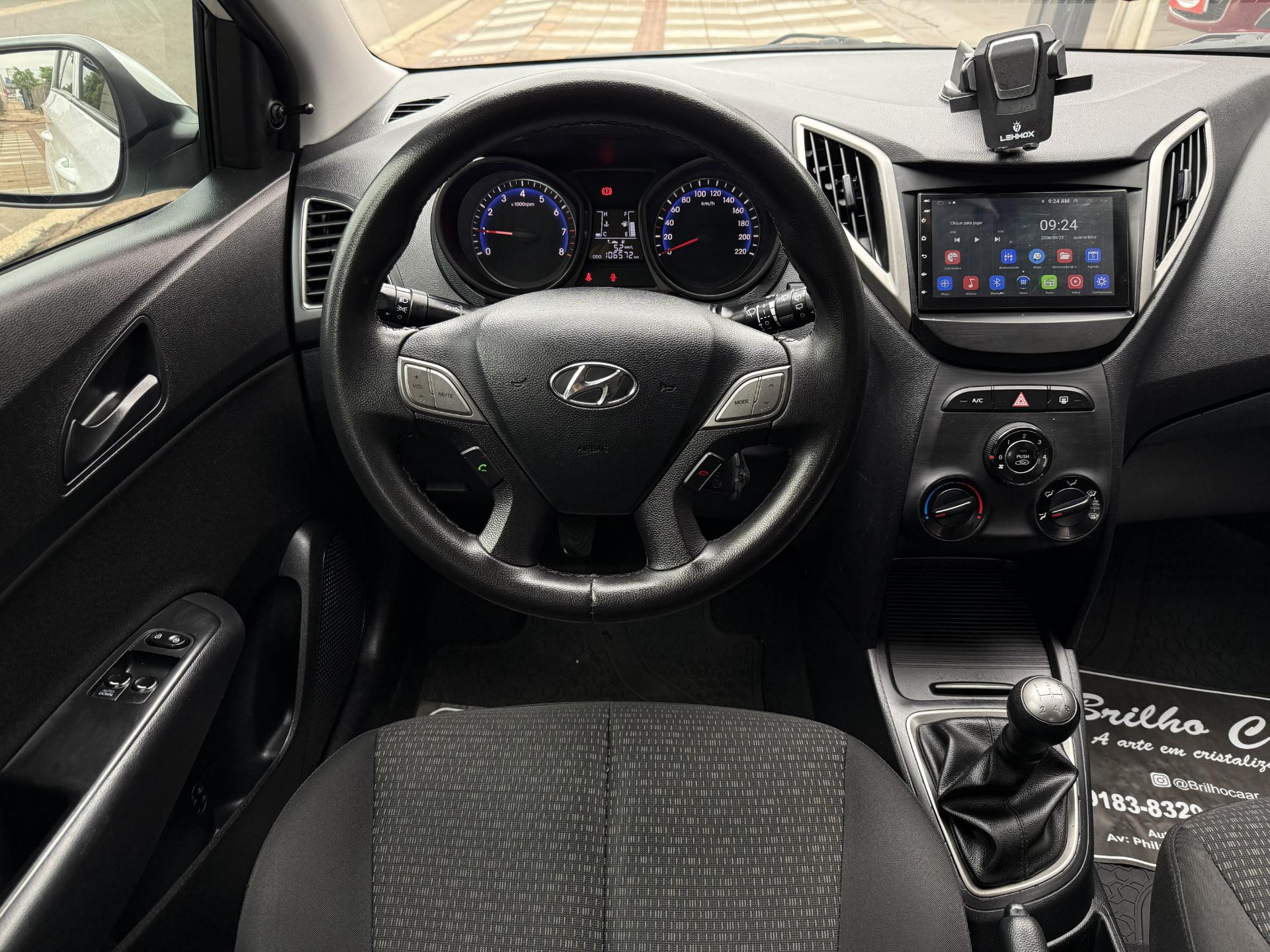 HYUNDAI HB20