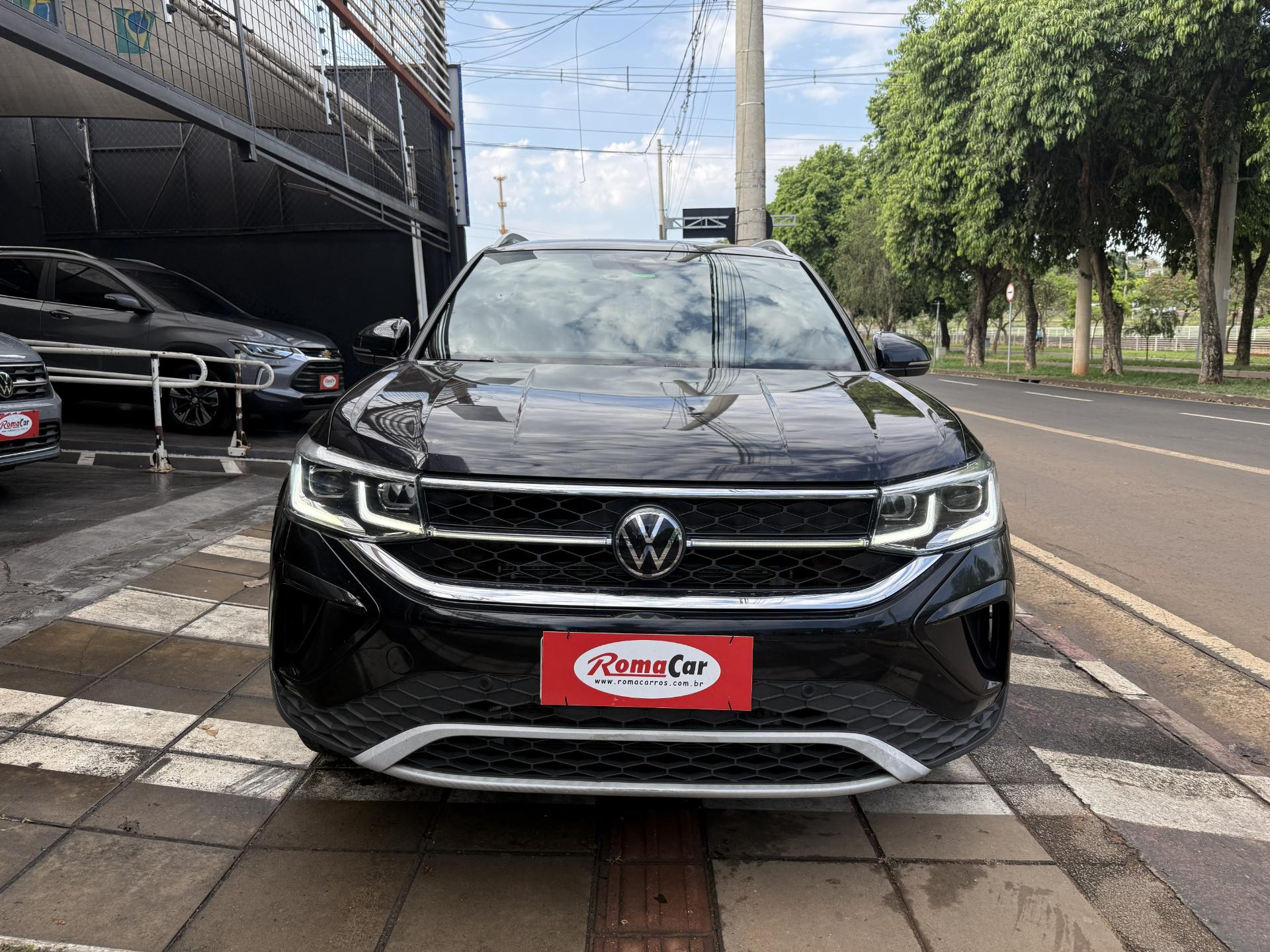 VOLKSWAGEN TAOS