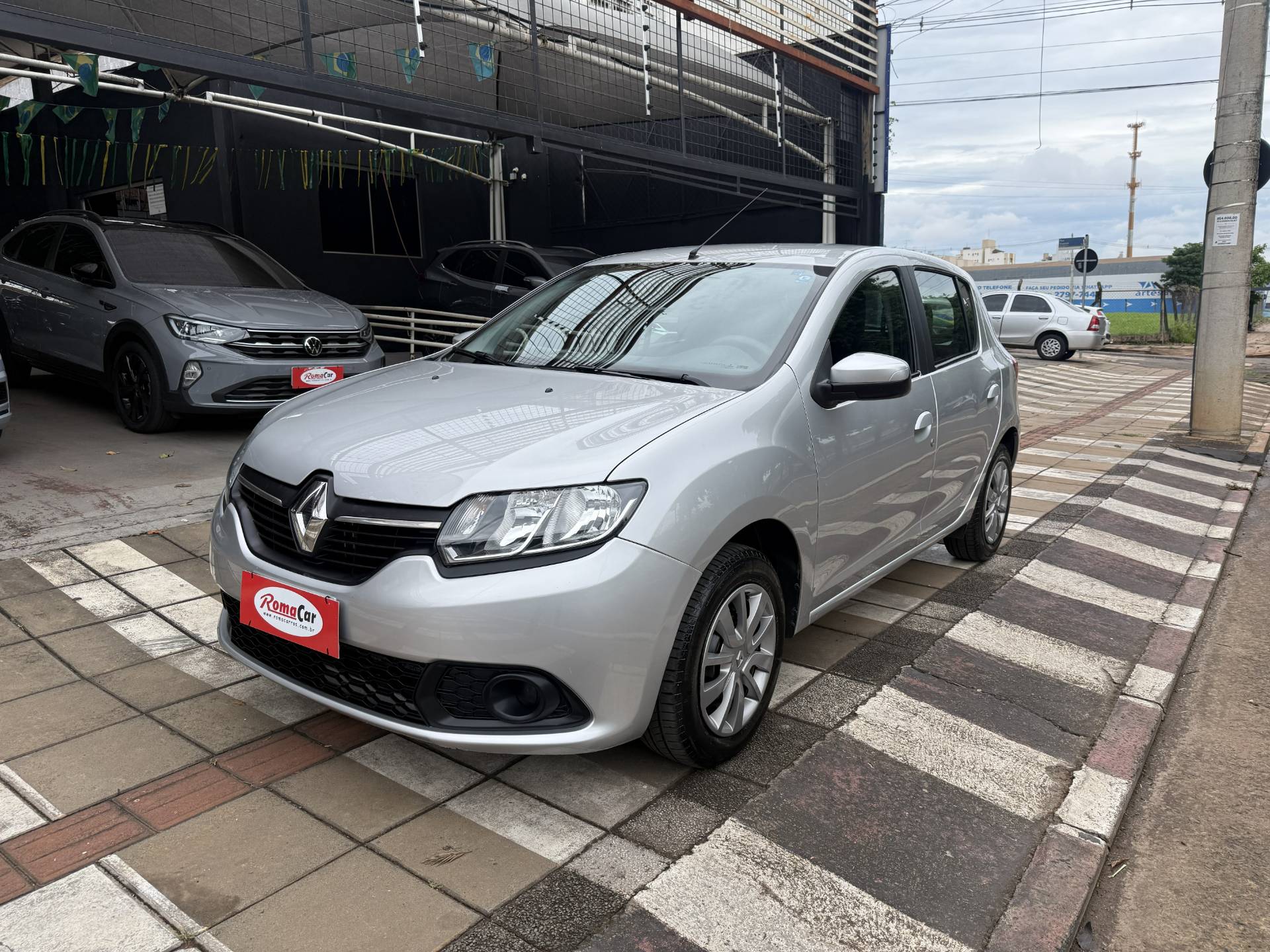 RENAULT SANDERO