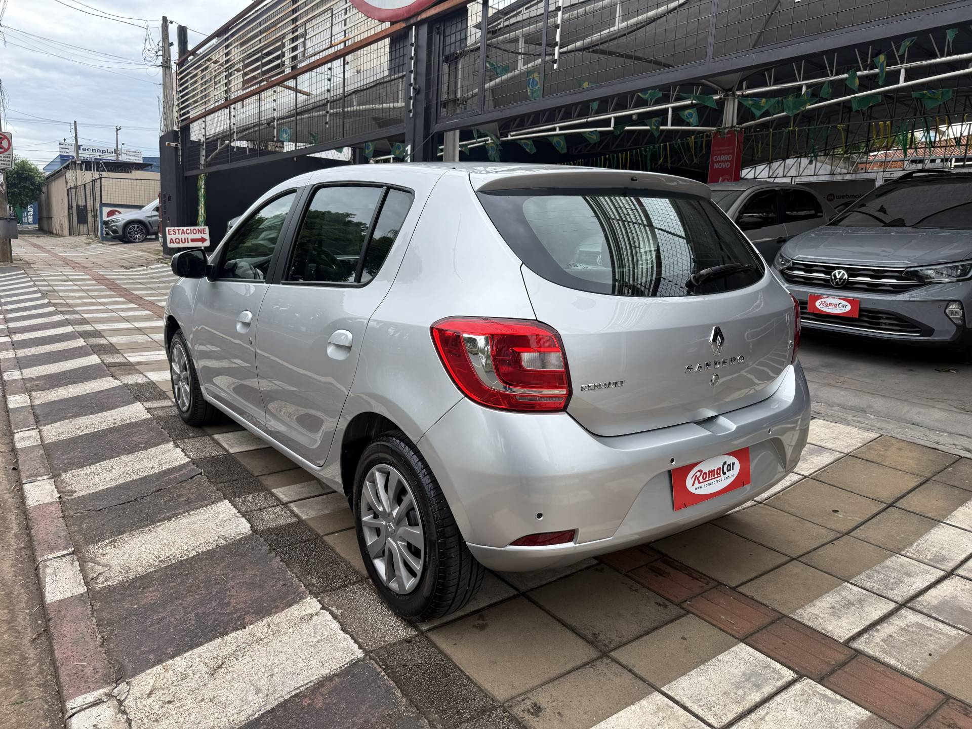 RENAULT SANDERO